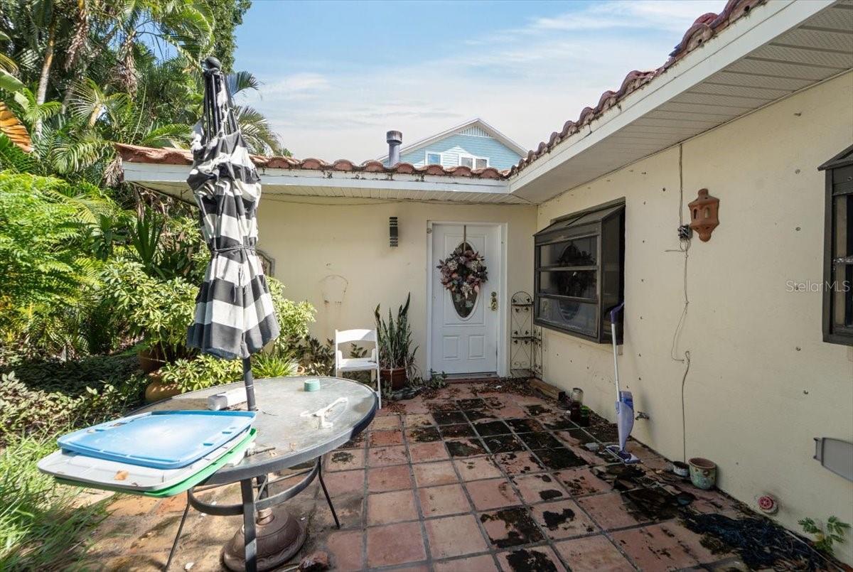 114 W DAVIS BLVD — photo 28