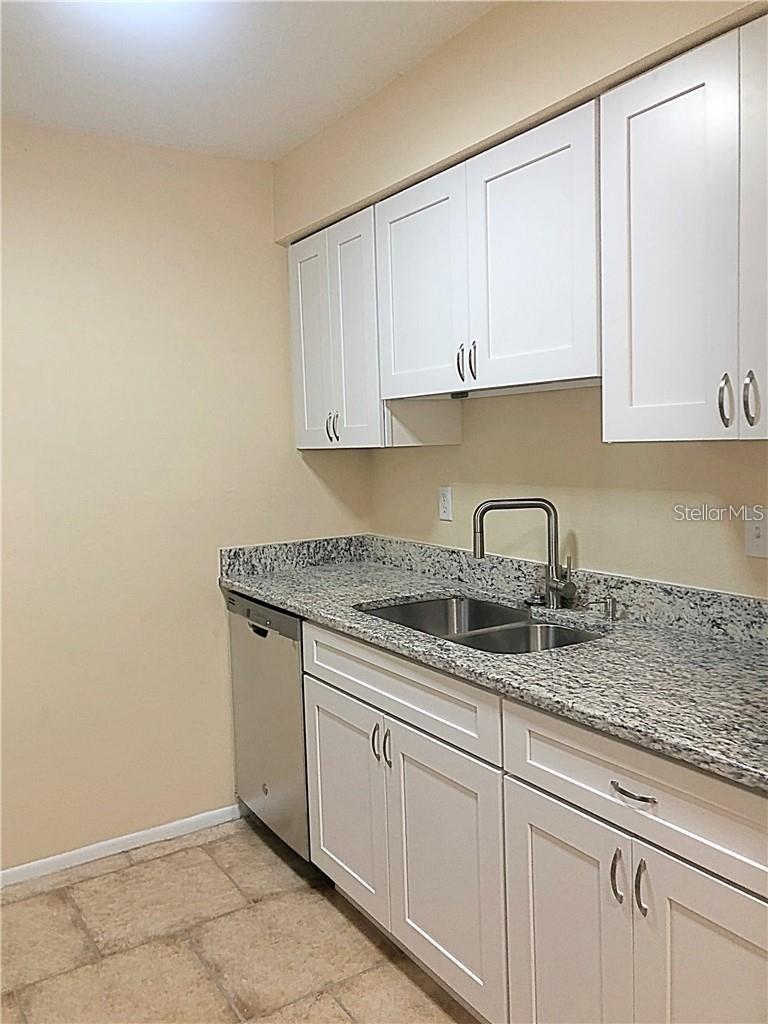 3455 COUNTRYSIDE BLVD #22 — photo 9