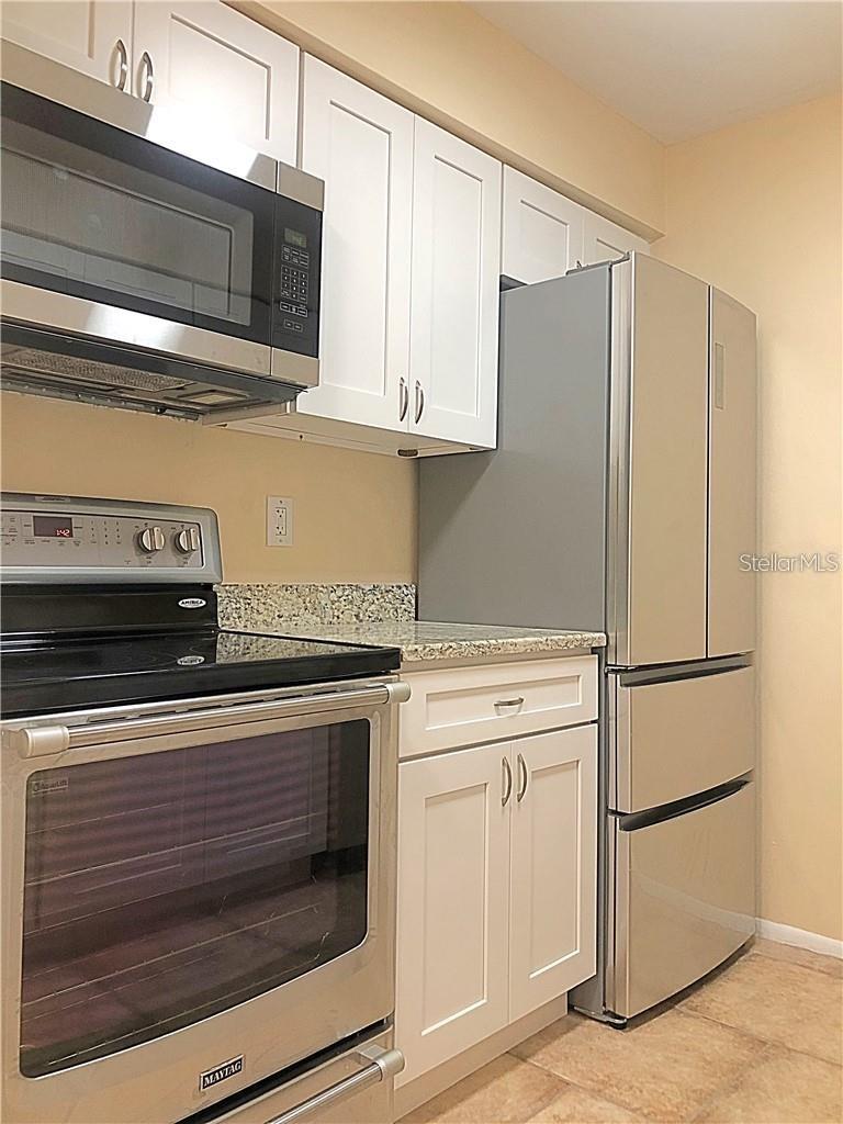 3455 COUNTRYSIDE BLVD #22 — photo 8