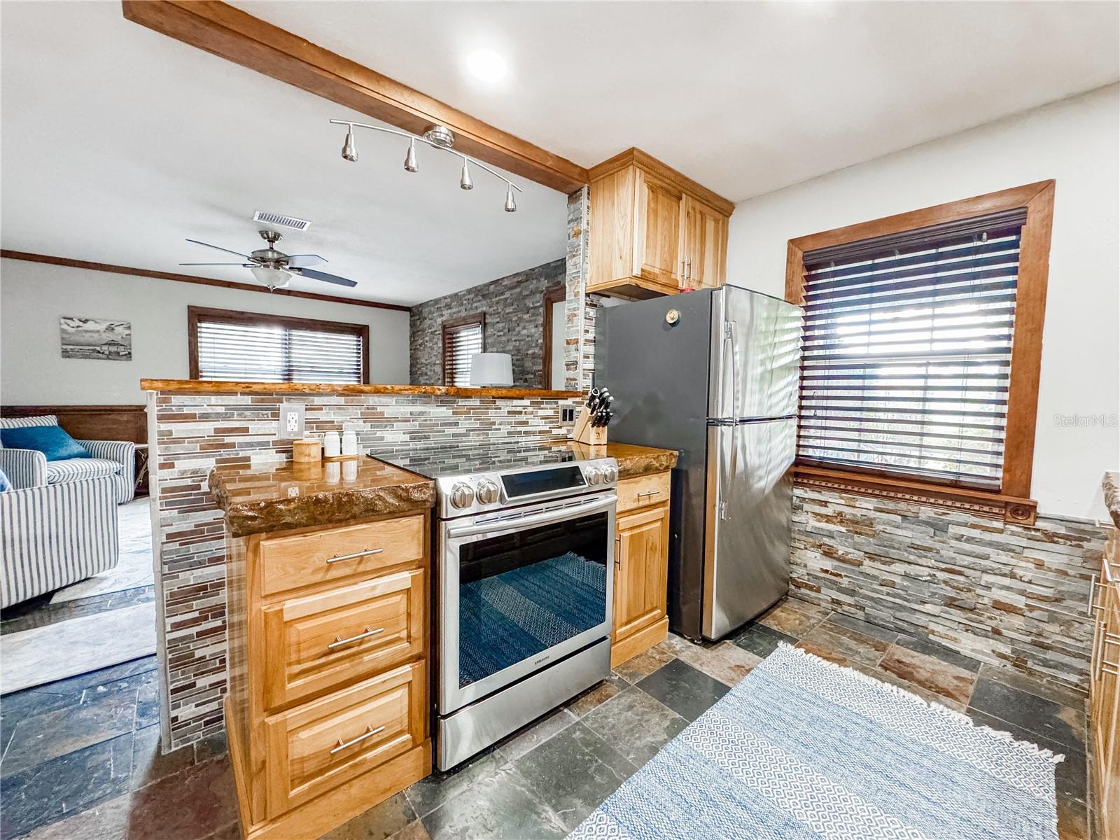 2751 72ND AVENUE DR E — photo 13