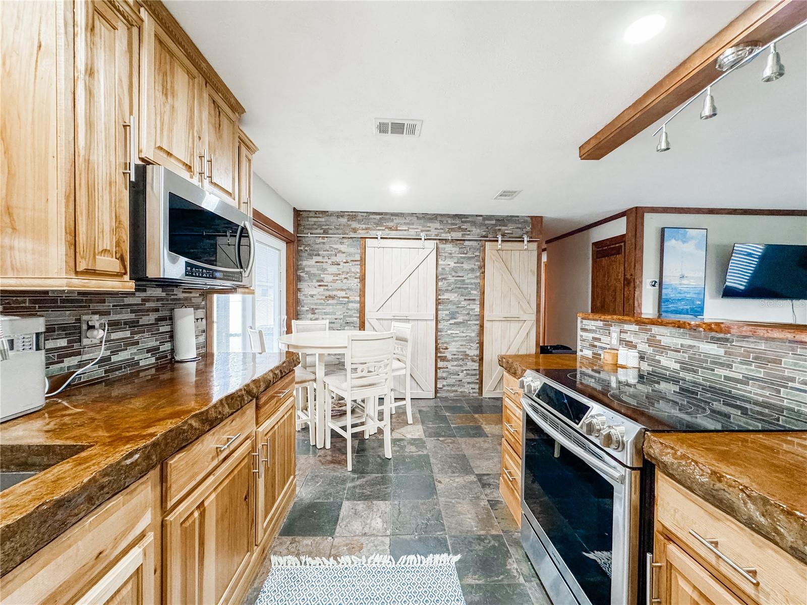 2751 72ND AVENUE DR E — photo 15