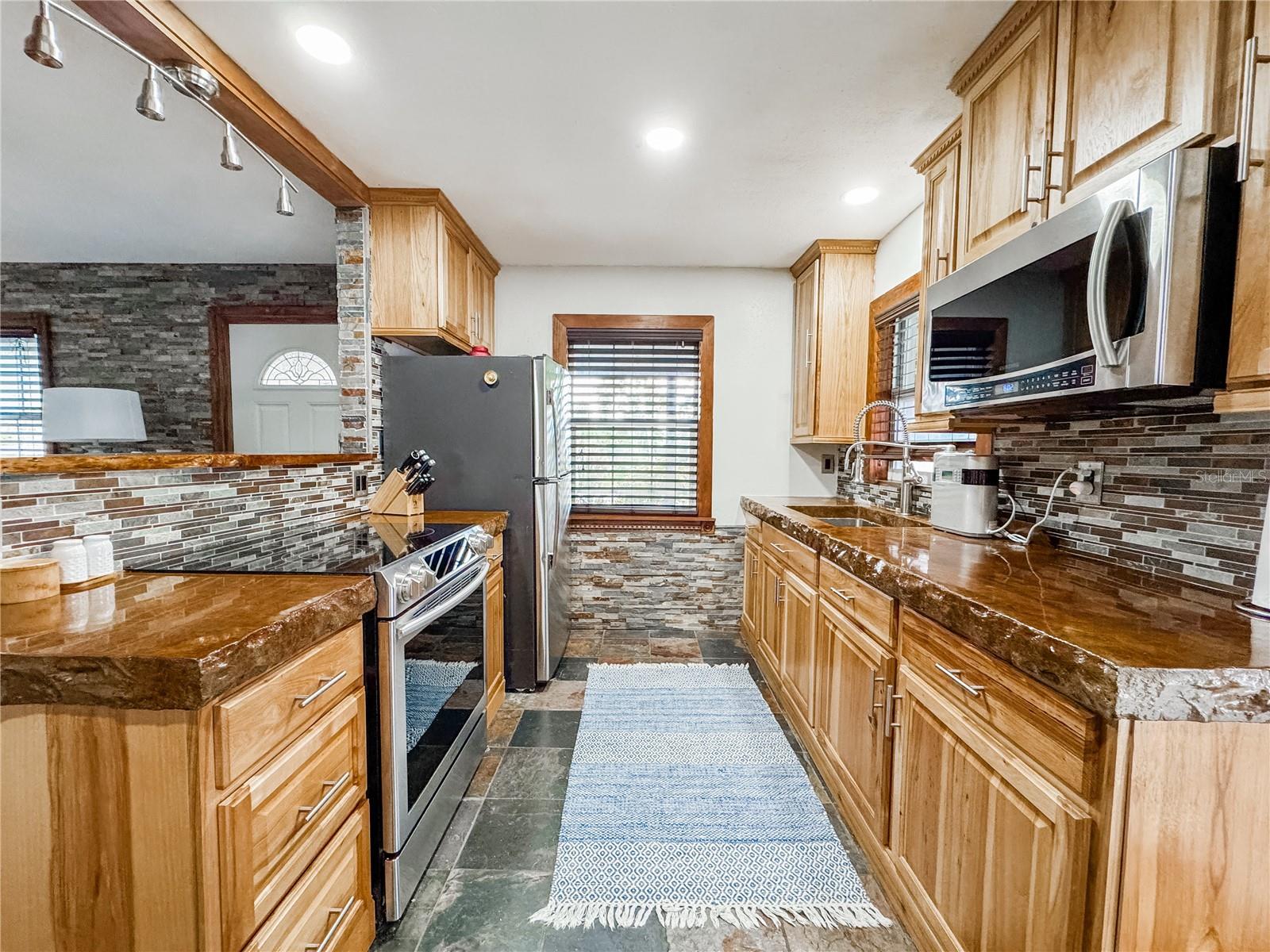2751 72ND AVENUE DR E — photo 12