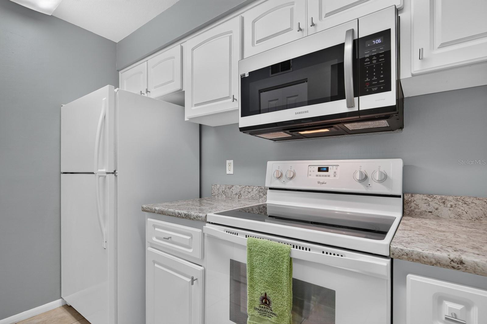 2998 BONAVENTURE CIR #104 — photo 20