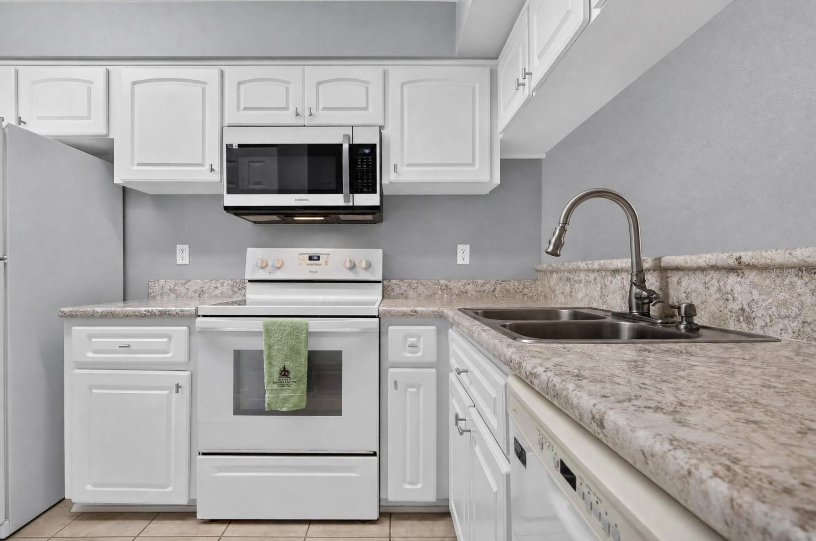 2998 BONAVENTURE CIR #104 — photo 18