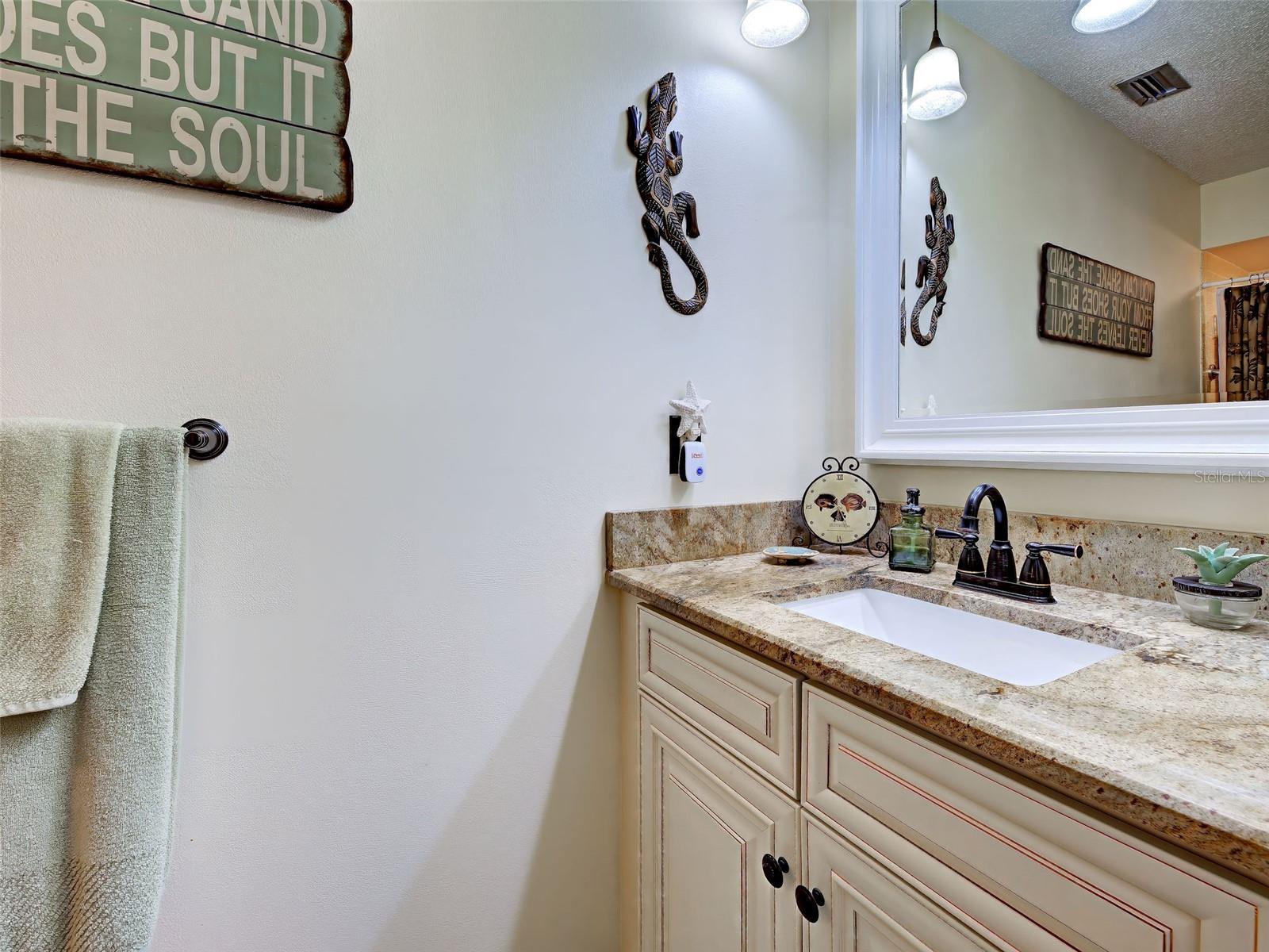 785 CYPRESS RD — photo 38