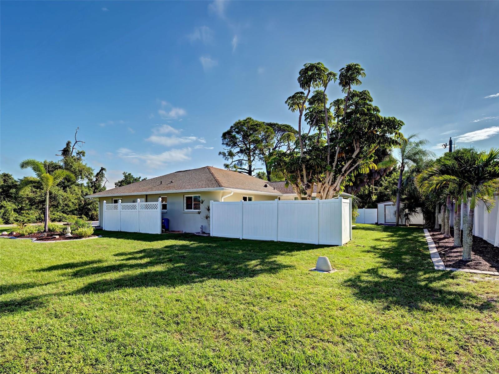 785 CYPRESS RD — photo 9