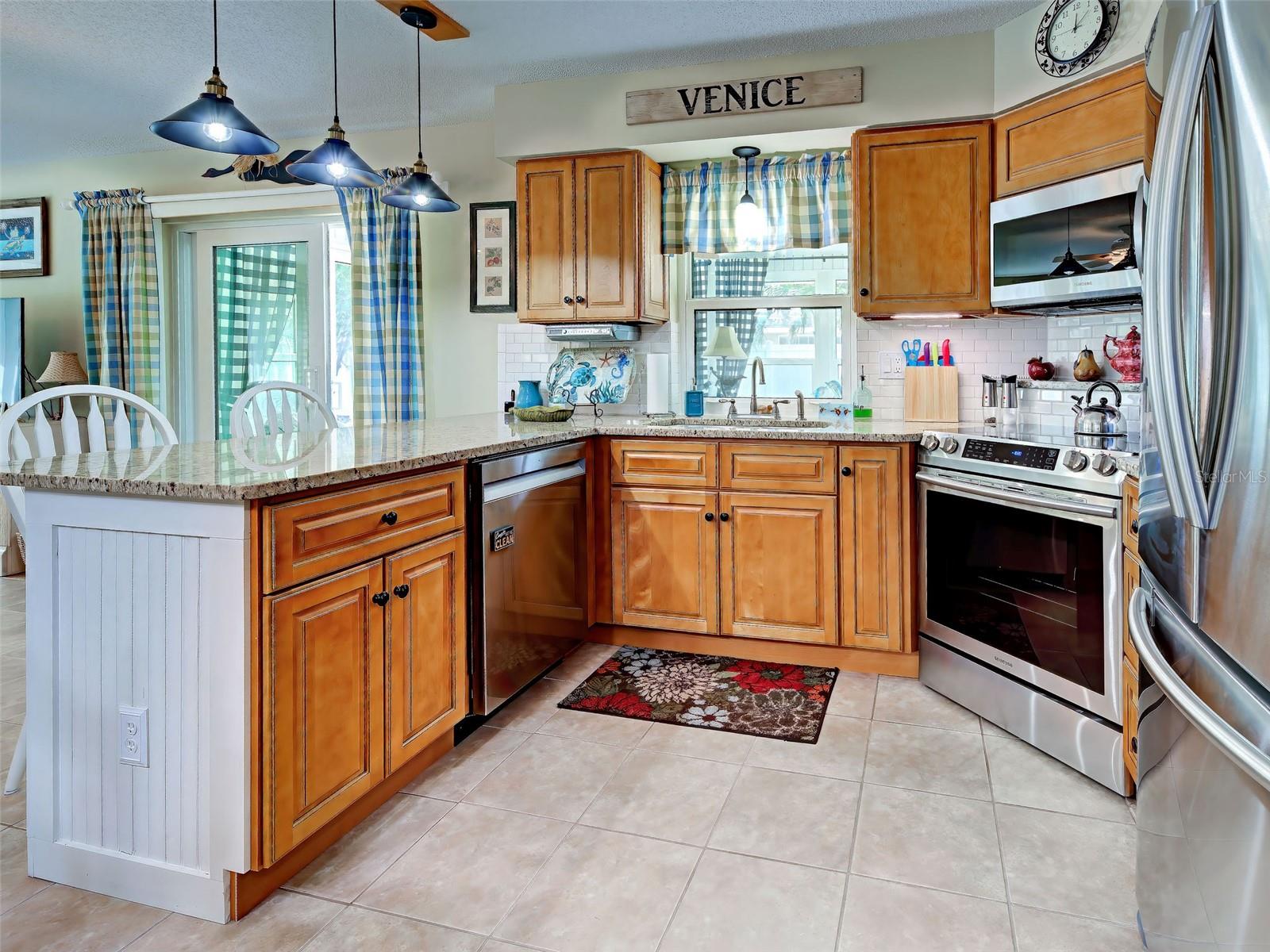 785 CYPRESS RD — photo 21