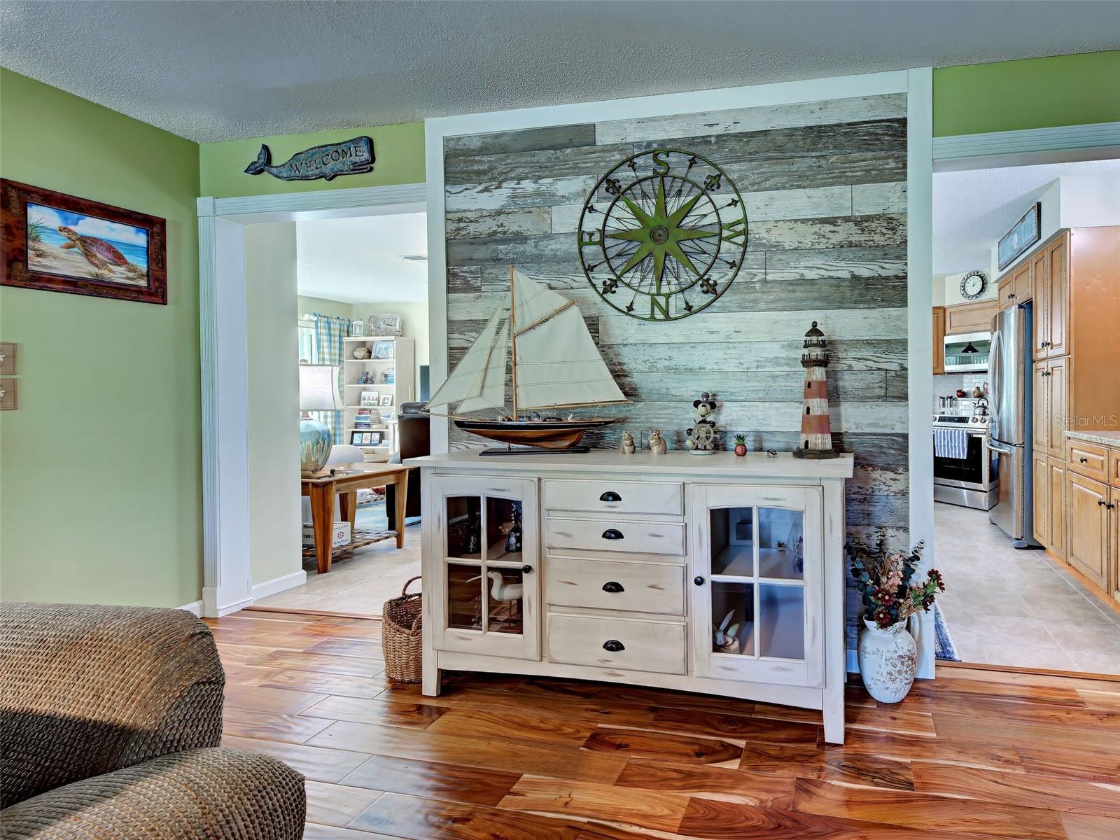 785 CYPRESS RD — photo 15