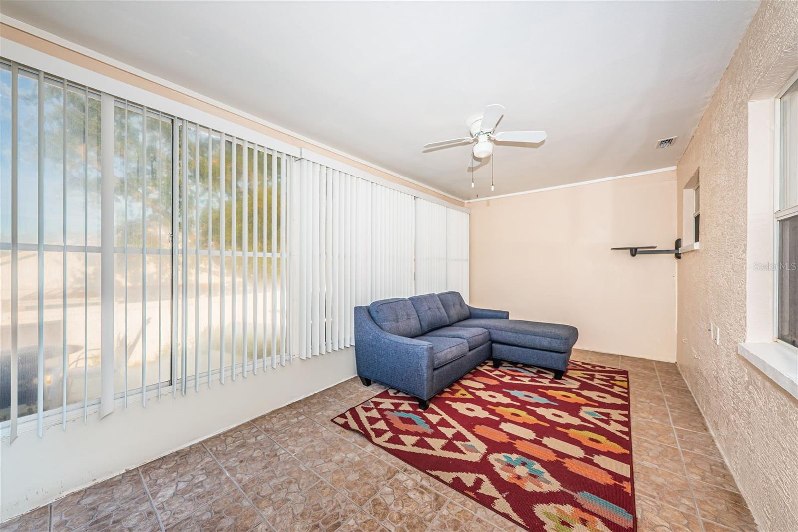 812 HIGH POINT CT — photo 34