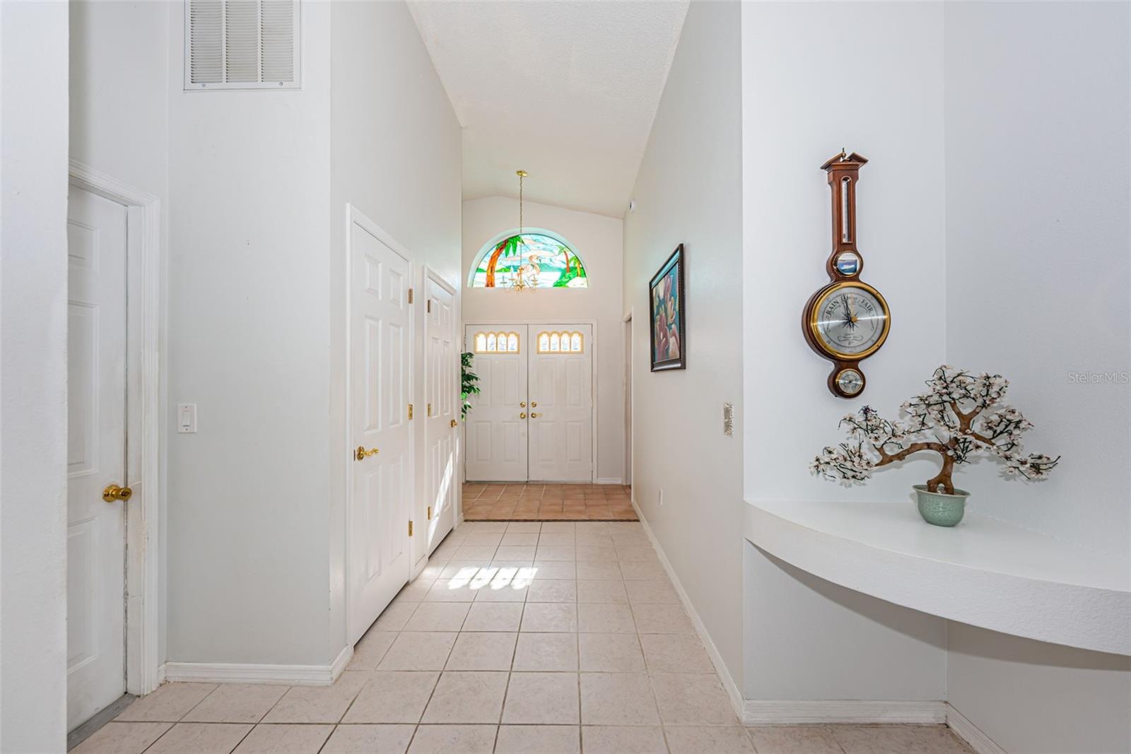 812 HIGH POINT CT — photo 4