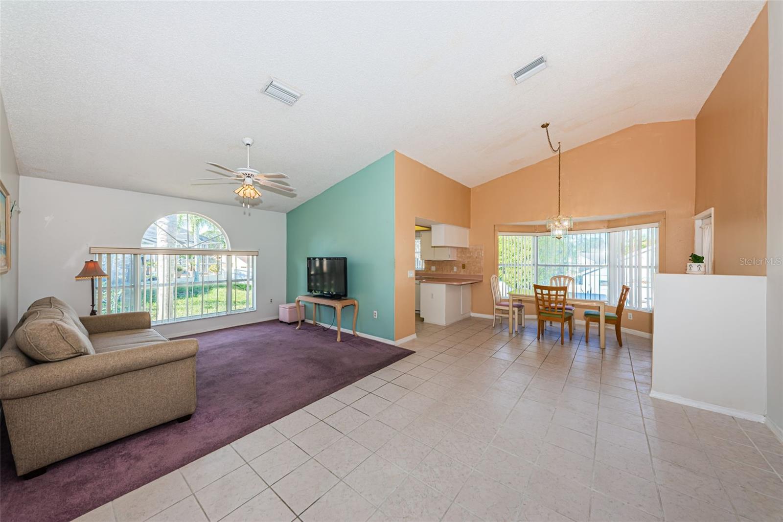 812 HIGH POINT CT — photo 5