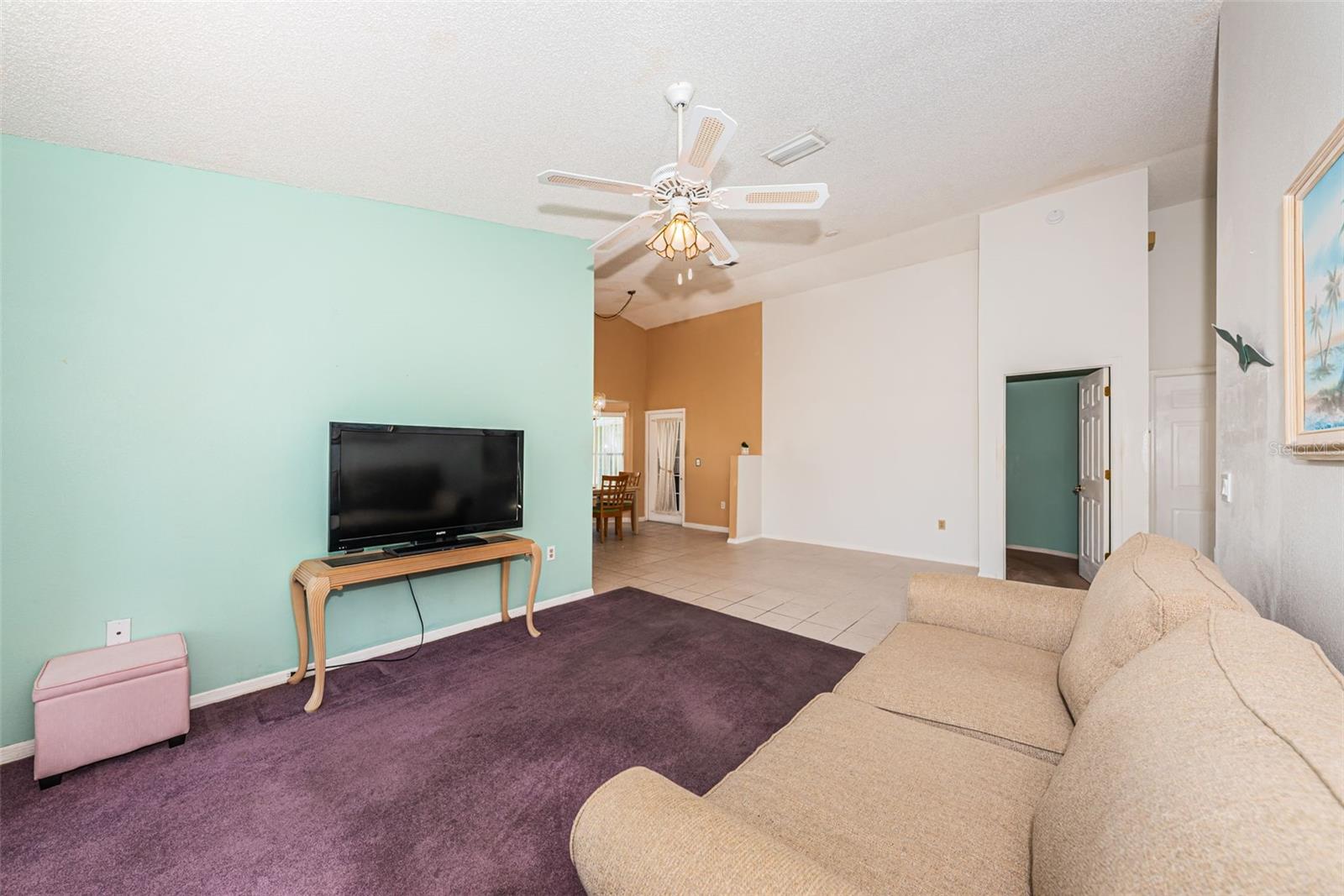812 HIGH POINT CT — photo 8