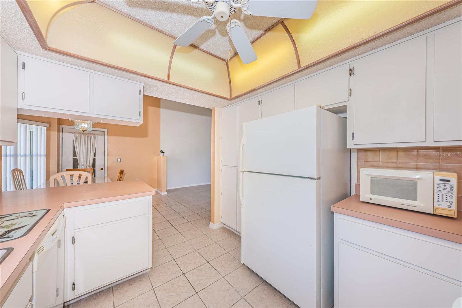 812 HIGH POINT CT — photo 18