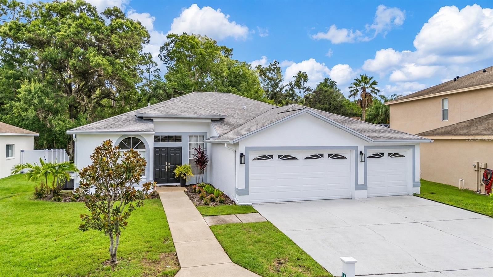 15709 MUIRFIELD DR — photo 3