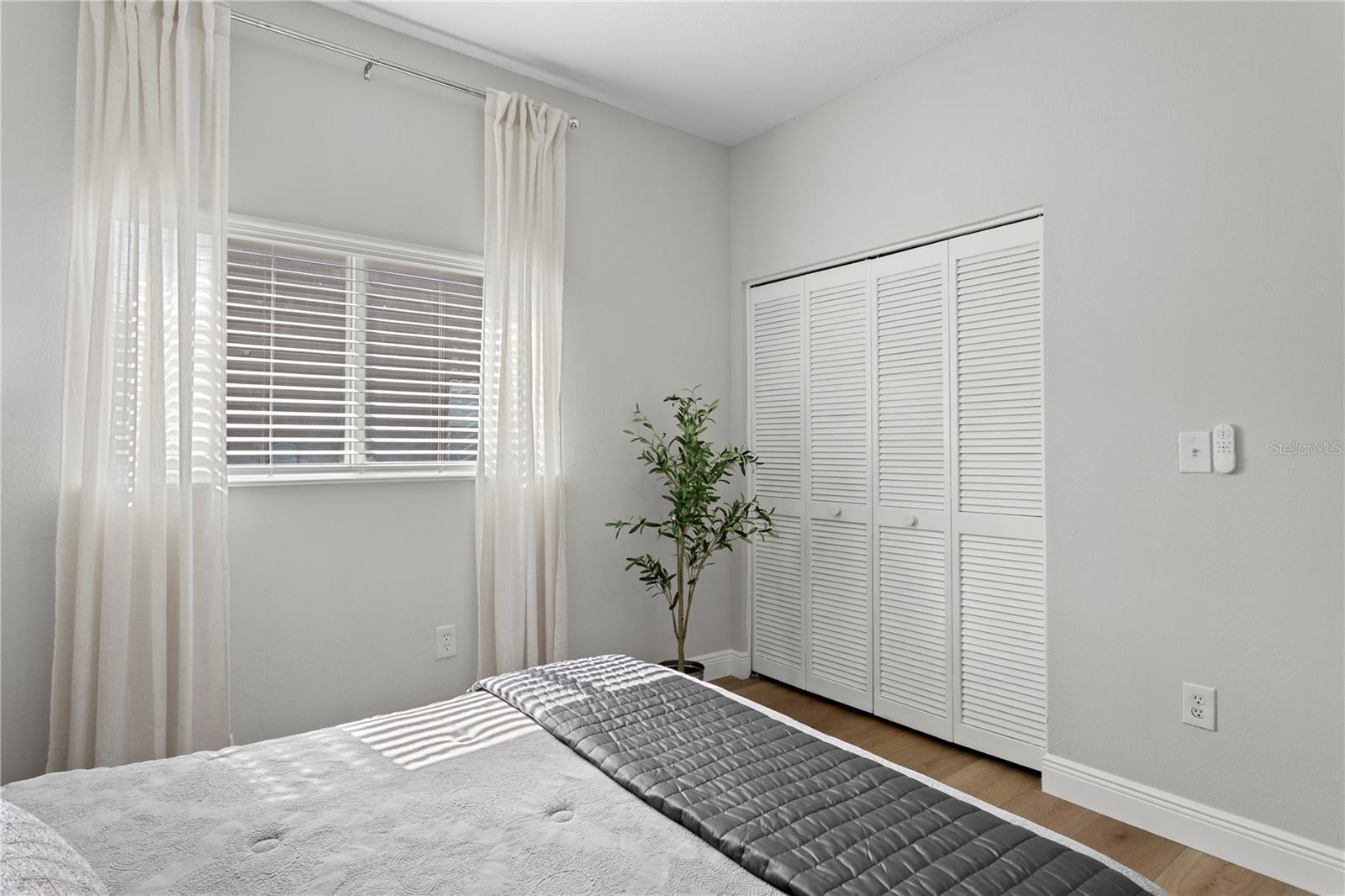 15709 MUIRFIELD DR — photo 57