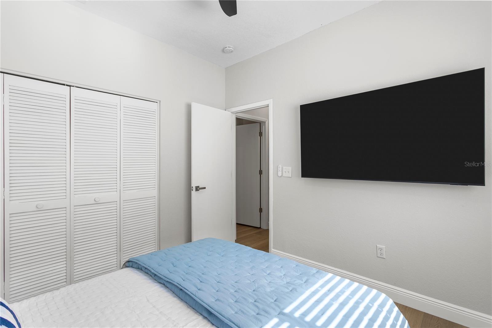 15709 MUIRFIELD DR — photo 55