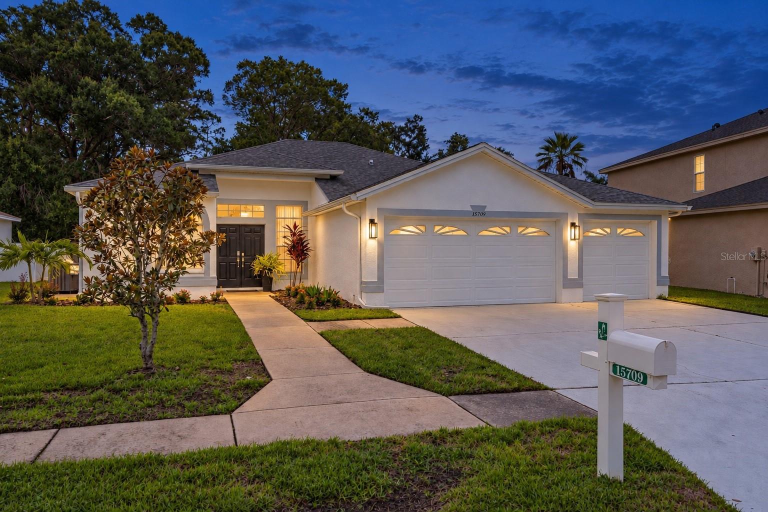 15709 MUIRFIELD DR — photo 4