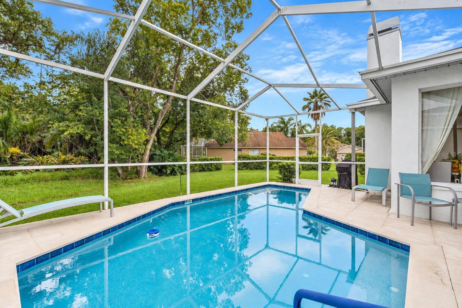 15709 MUIRFIELD DR — photo 8