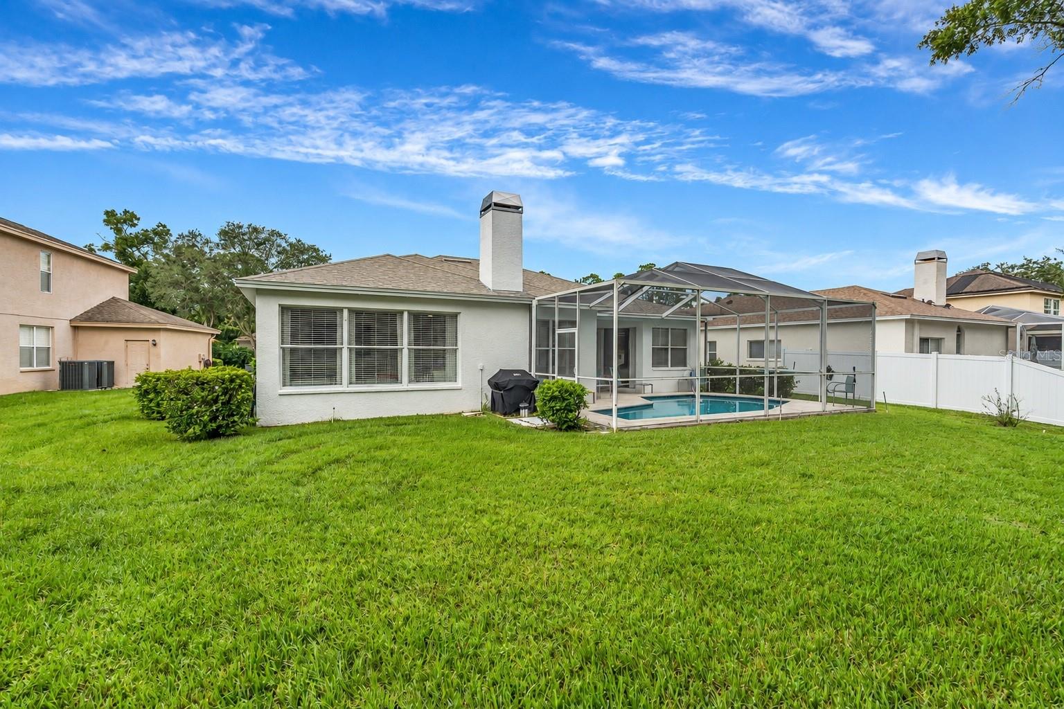 15709 MUIRFIELD DR — photo 16