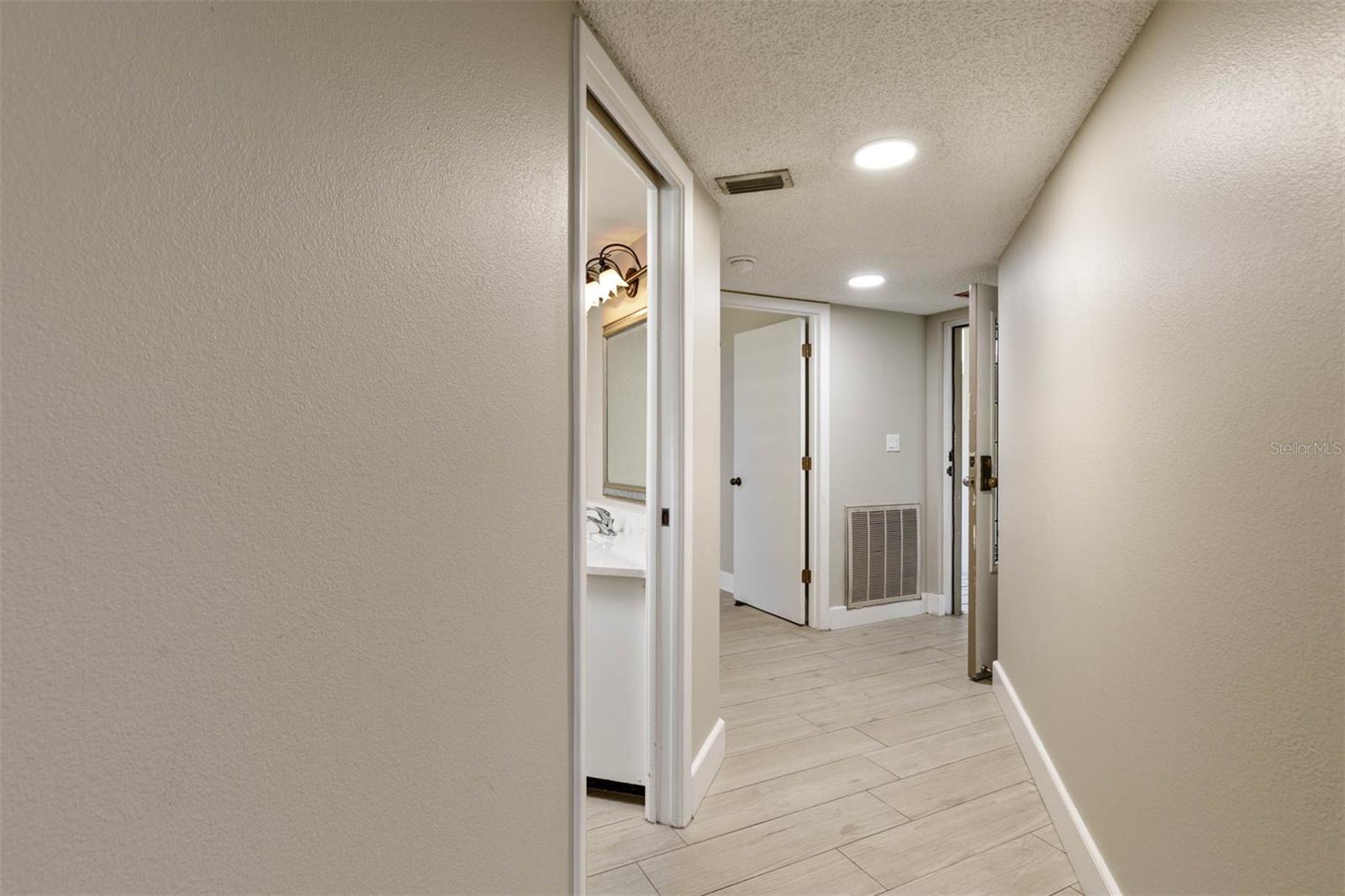 2775 KIPPS COLONY DR S #205 — photo 5