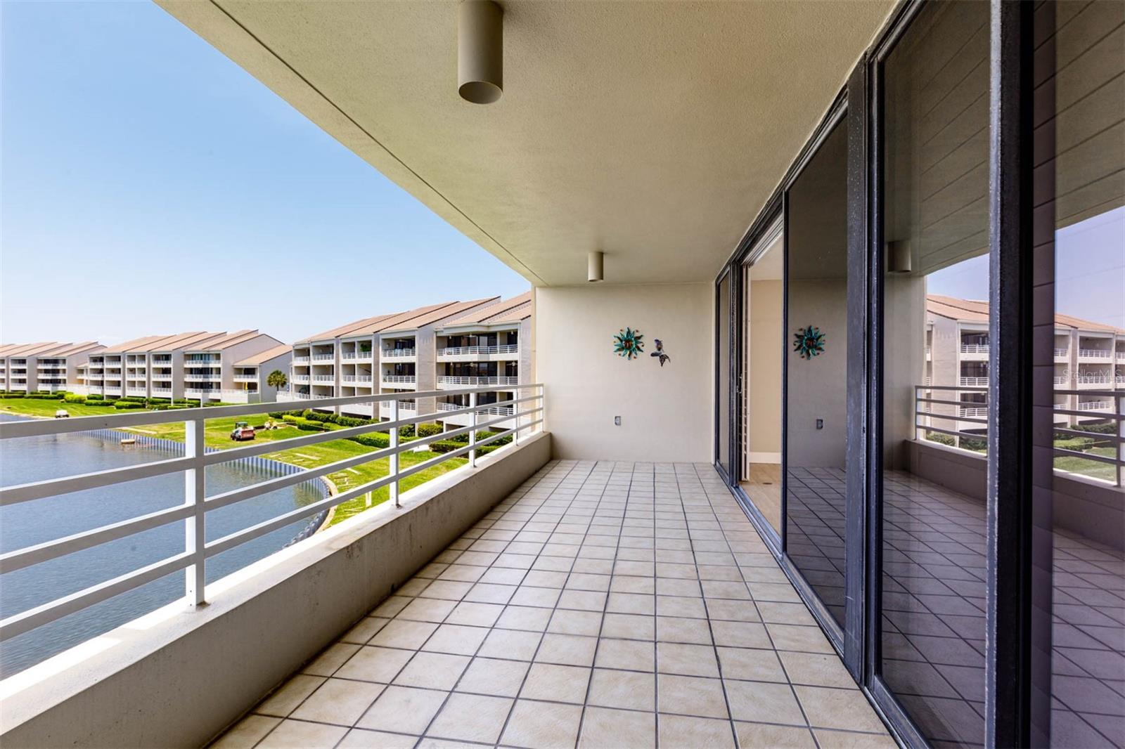 2775 KIPPS COLONY DR S #205 — photo 32