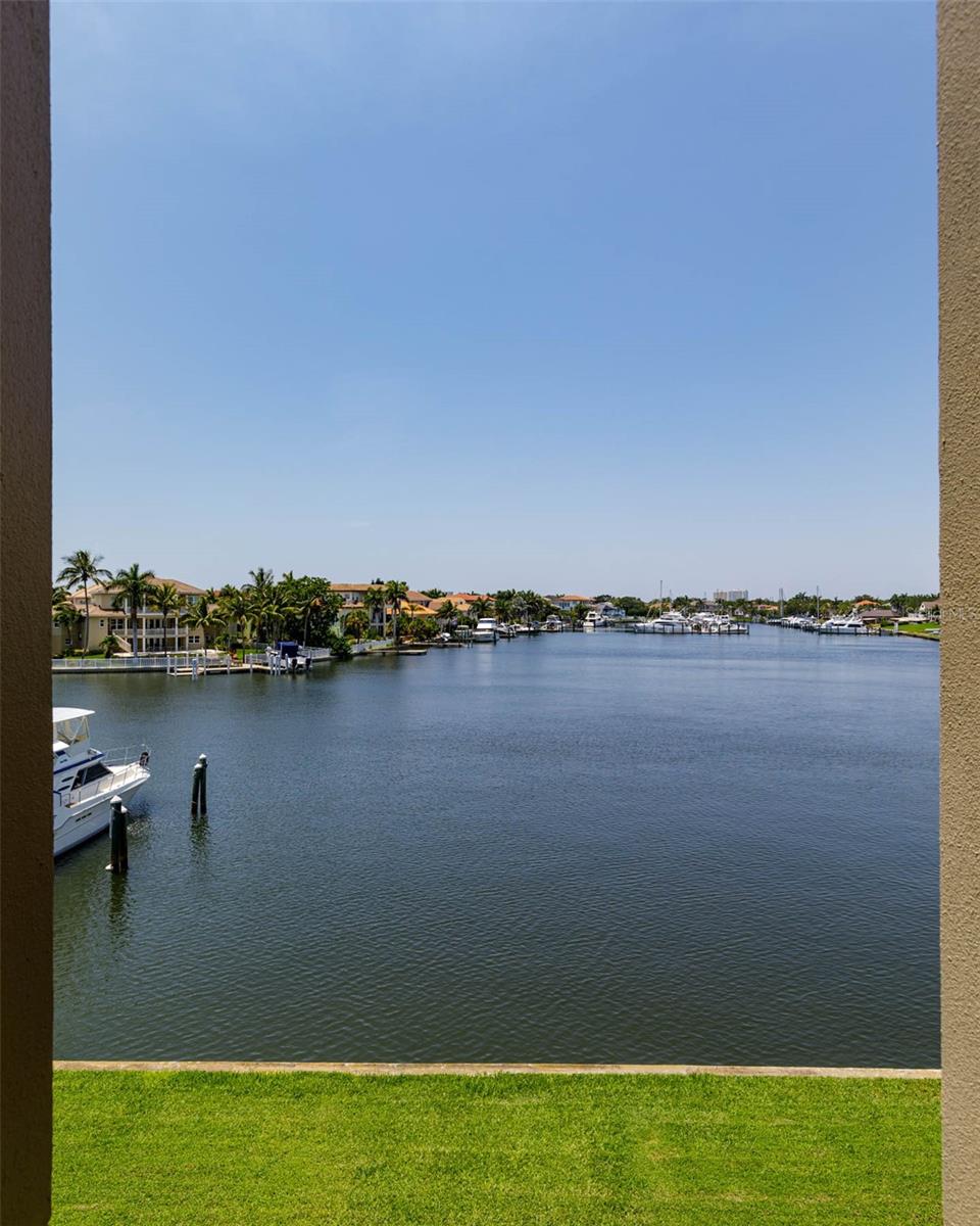 2775 KIPPS COLONY DR S #205 — photo 35