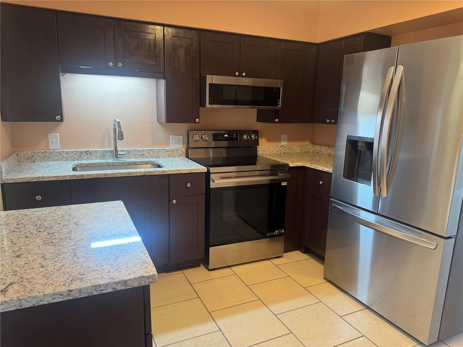 530 BRIARWOOD RD — photo 3