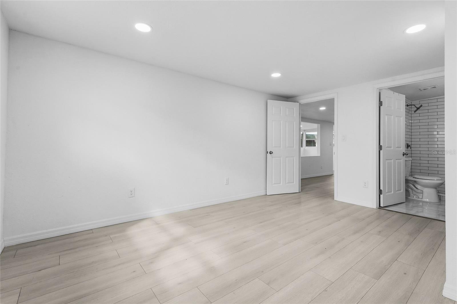 2901 POPLAR ST — photo 20