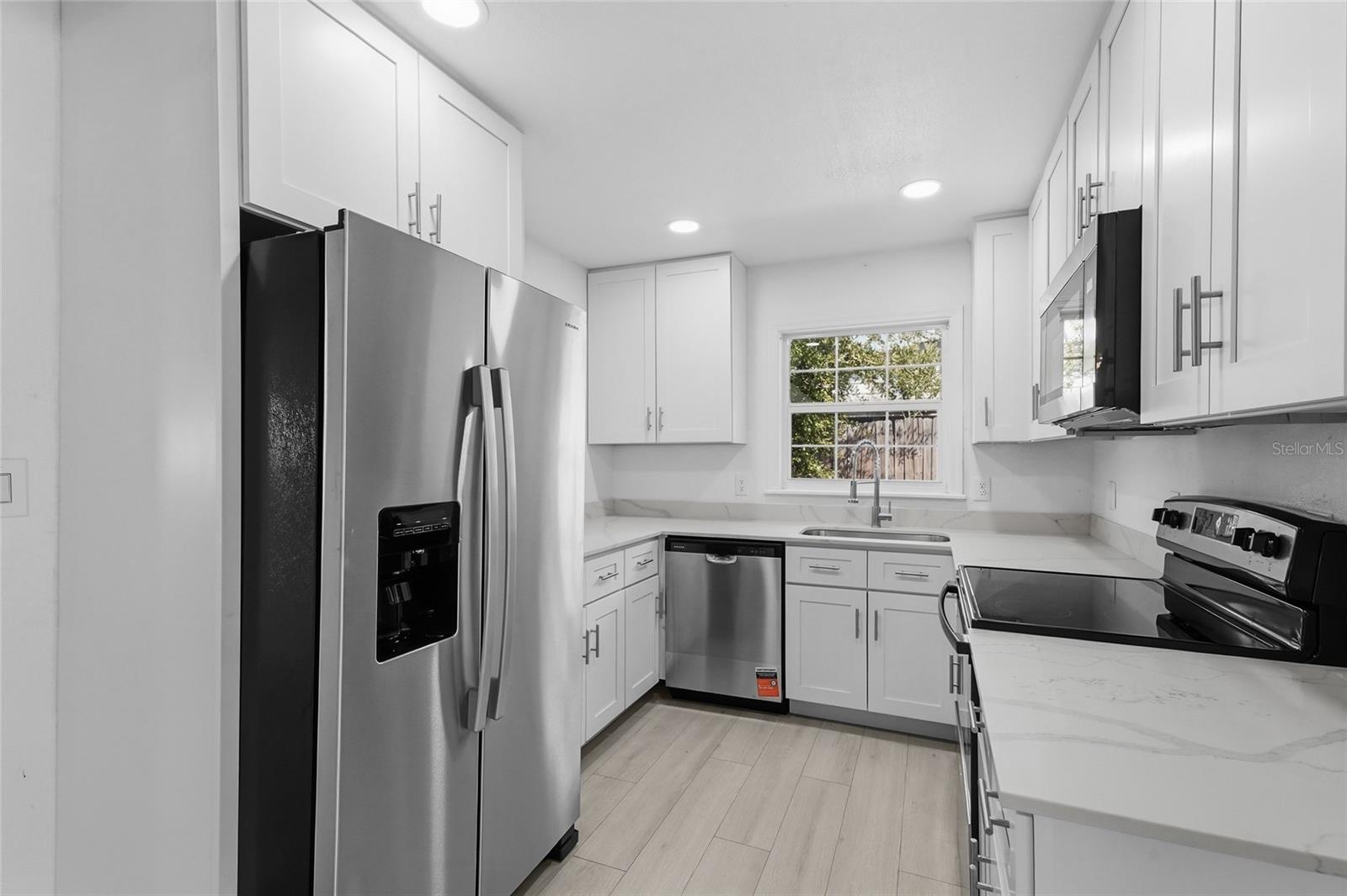 2901 POPLAR ST — photo 15