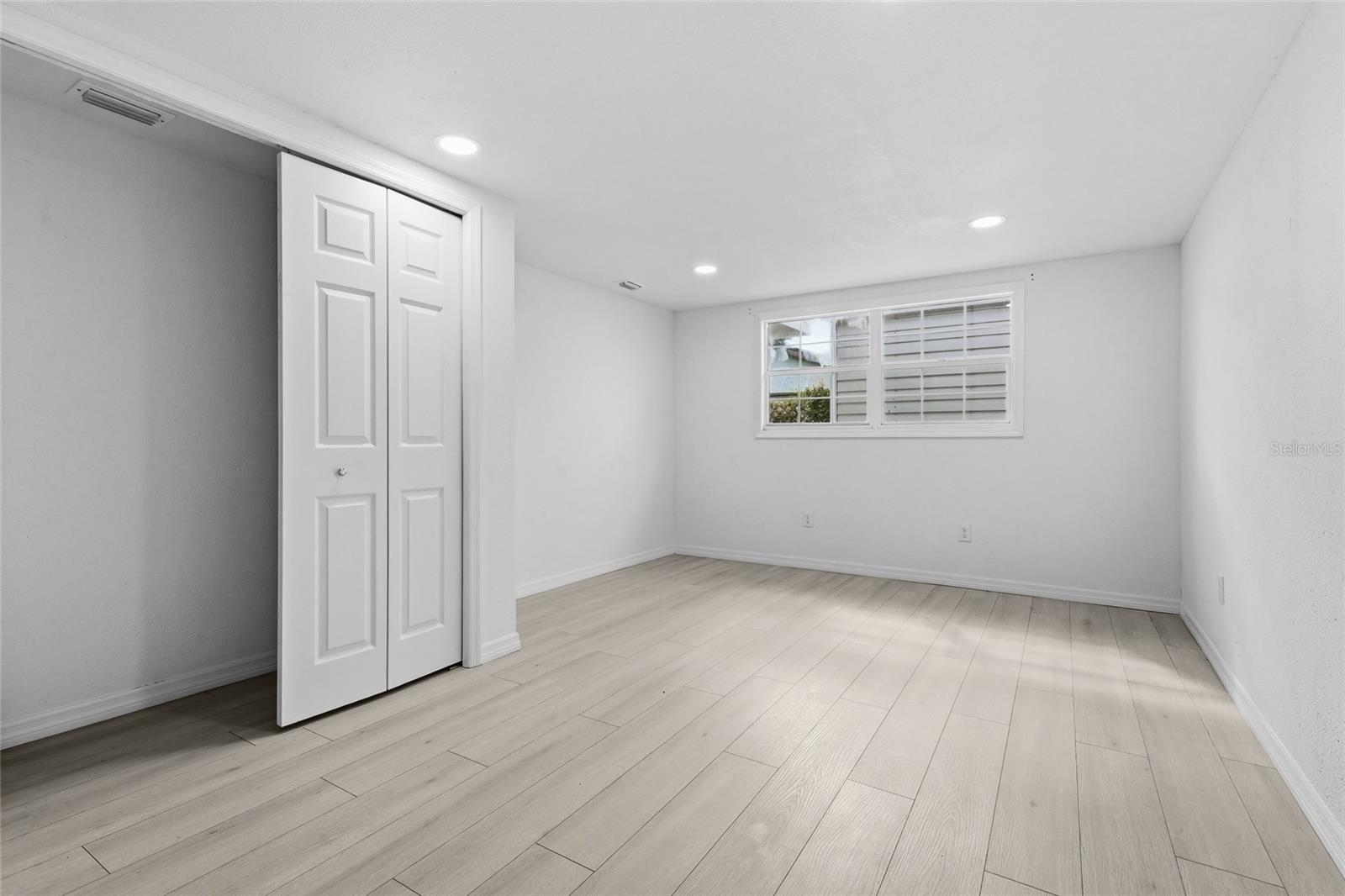 2901 POPLAR ST — photo 18