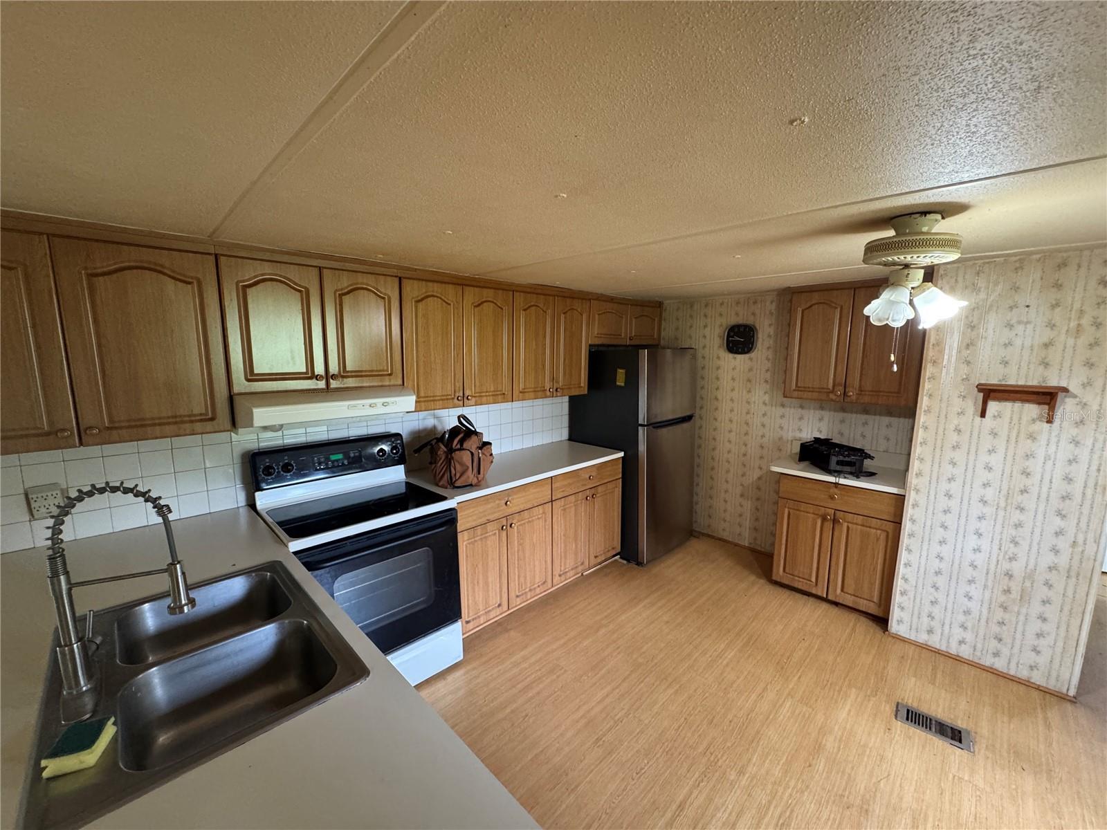 9613 ANDY DR — photo 20