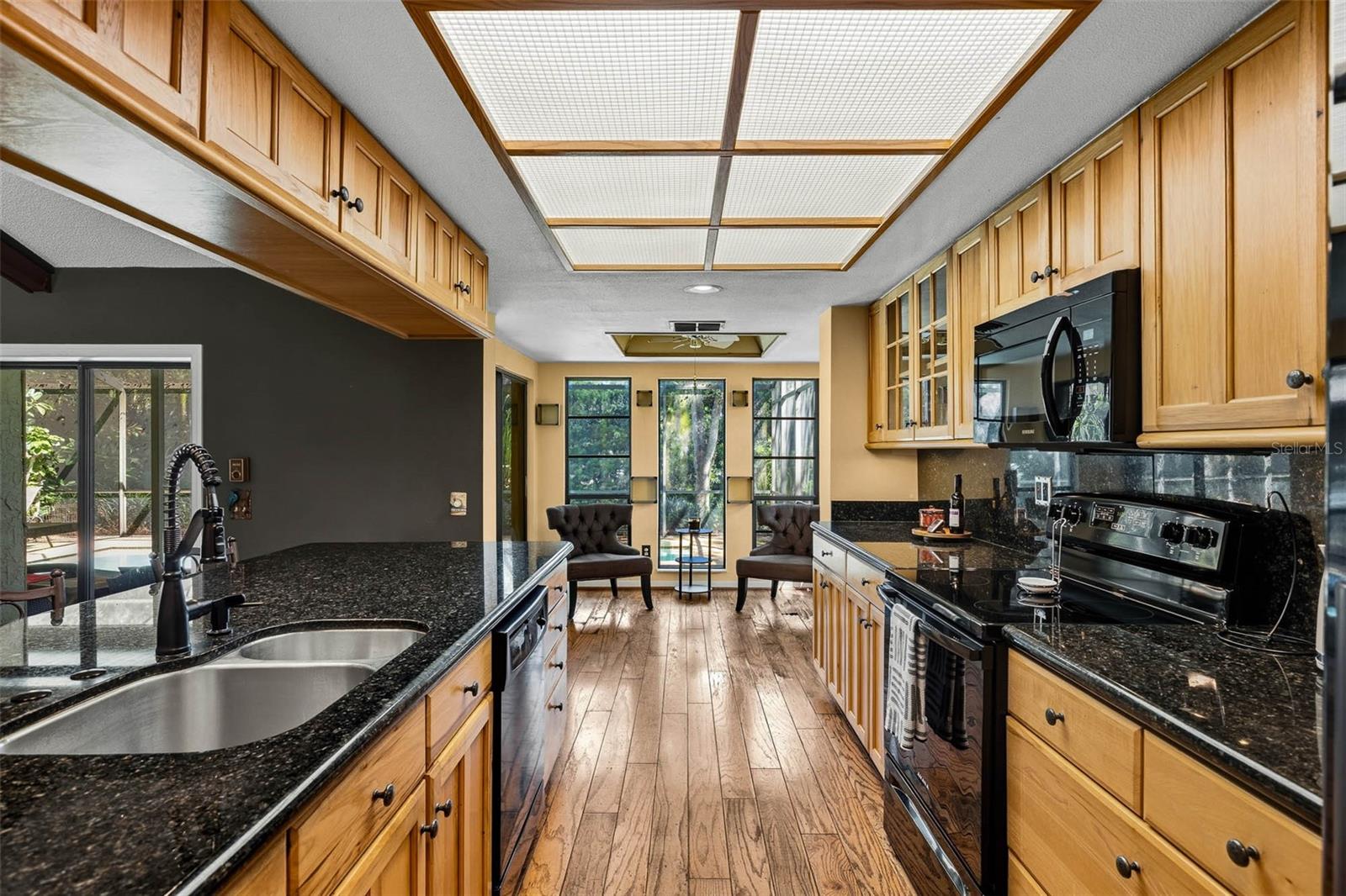 3011 ENISGLEN DR — photo 10