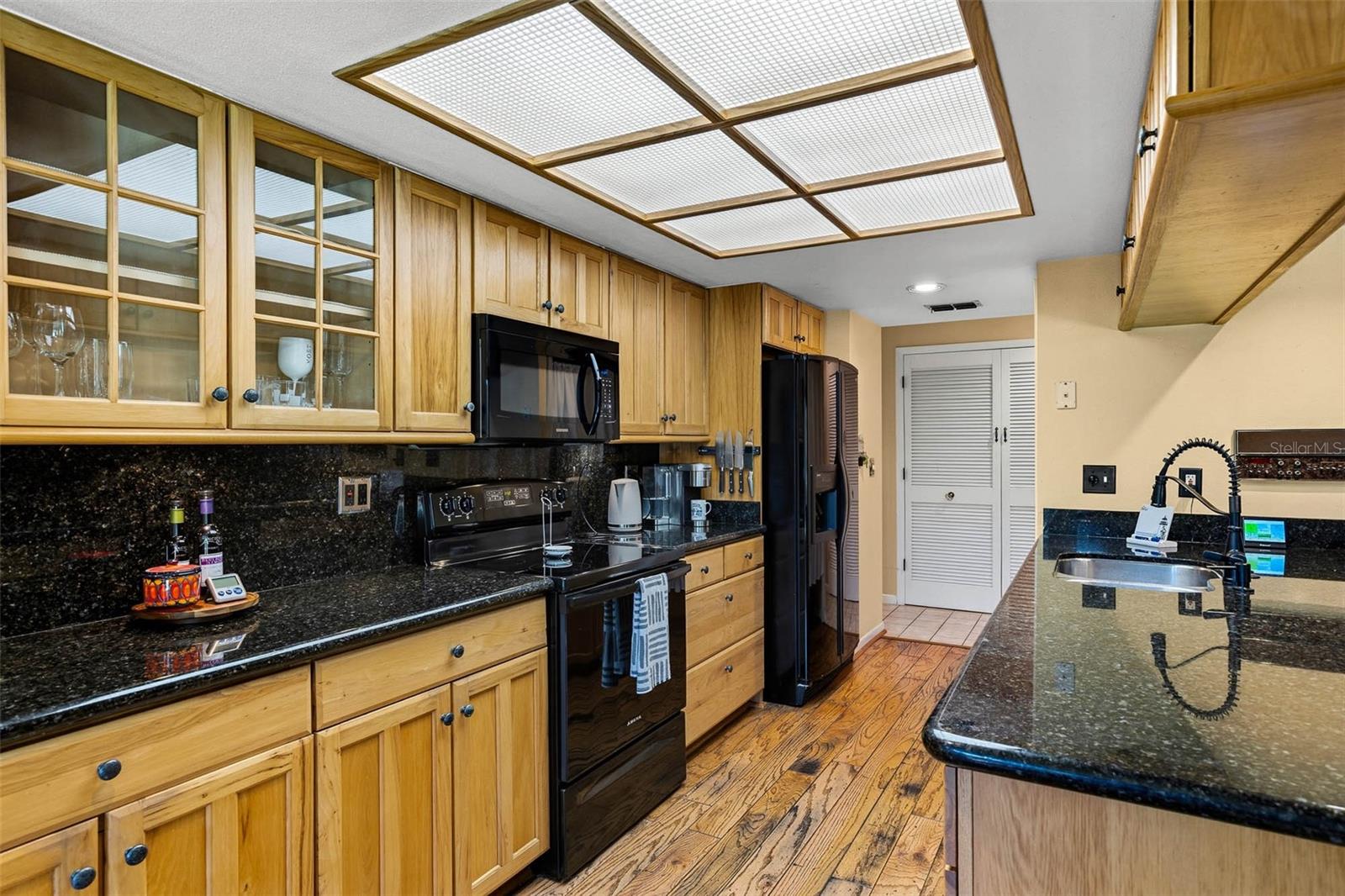 3011 ENISGLEN DR — photo 9