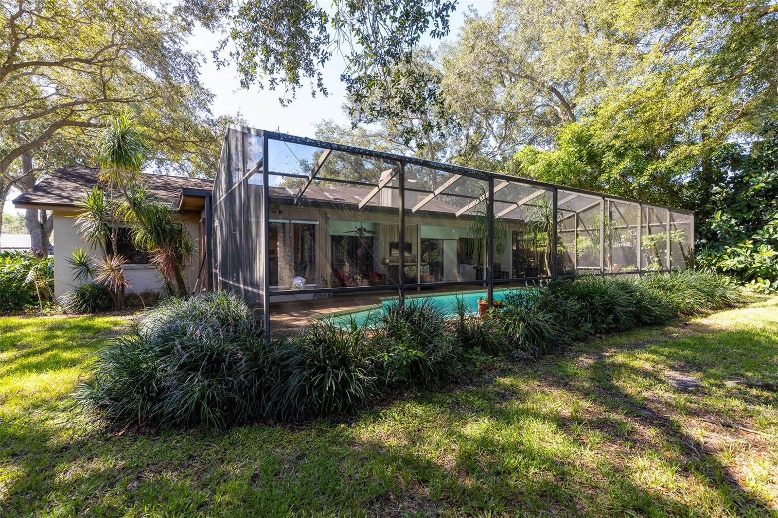3011 ENISGLEN DR — photo 24