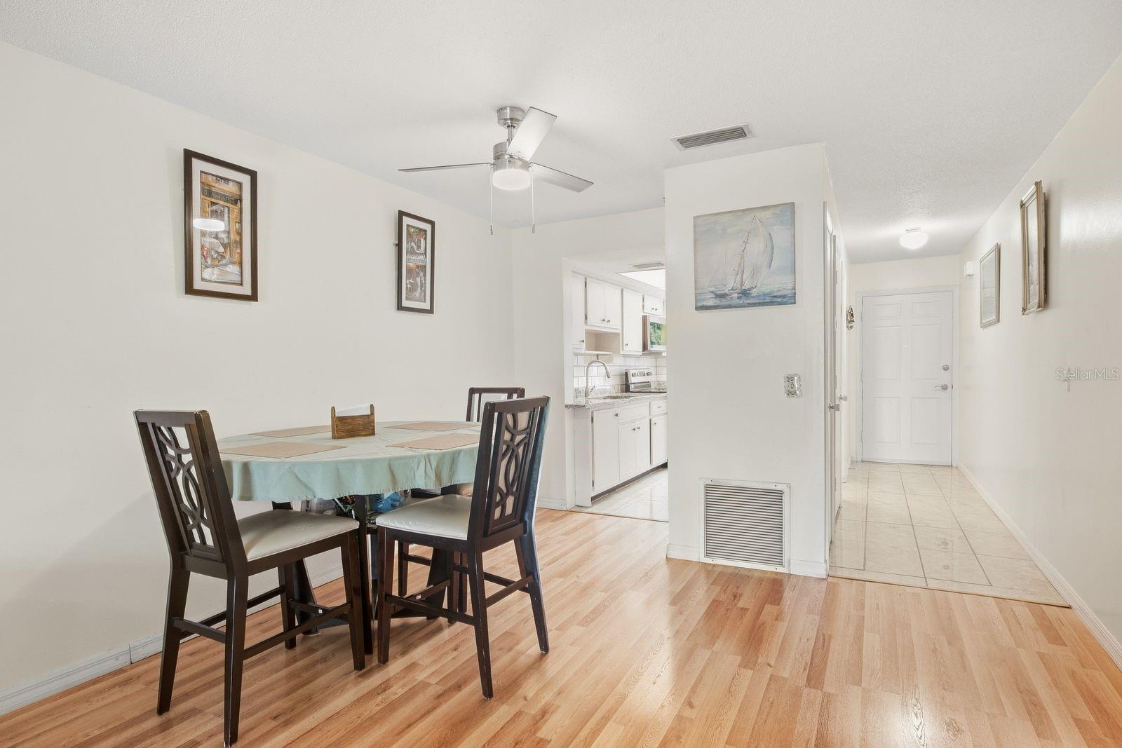300 CLYDE LN #209 — photo 7