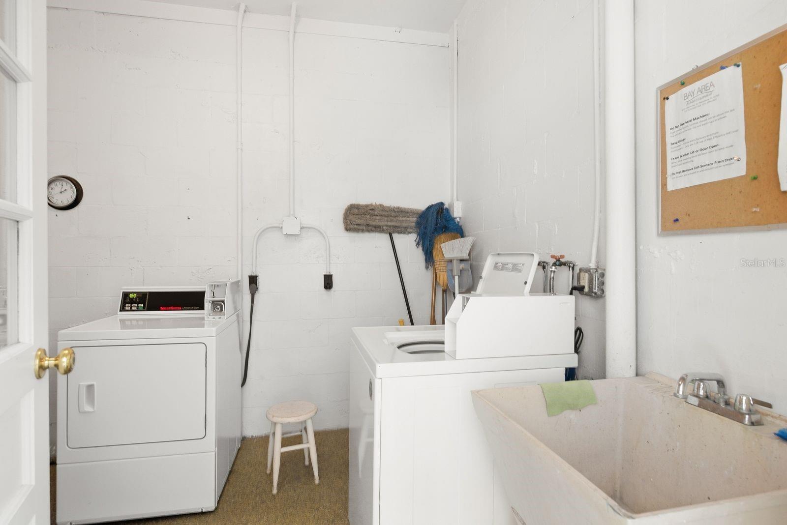 300 CLYDE LN #209 — photo 24