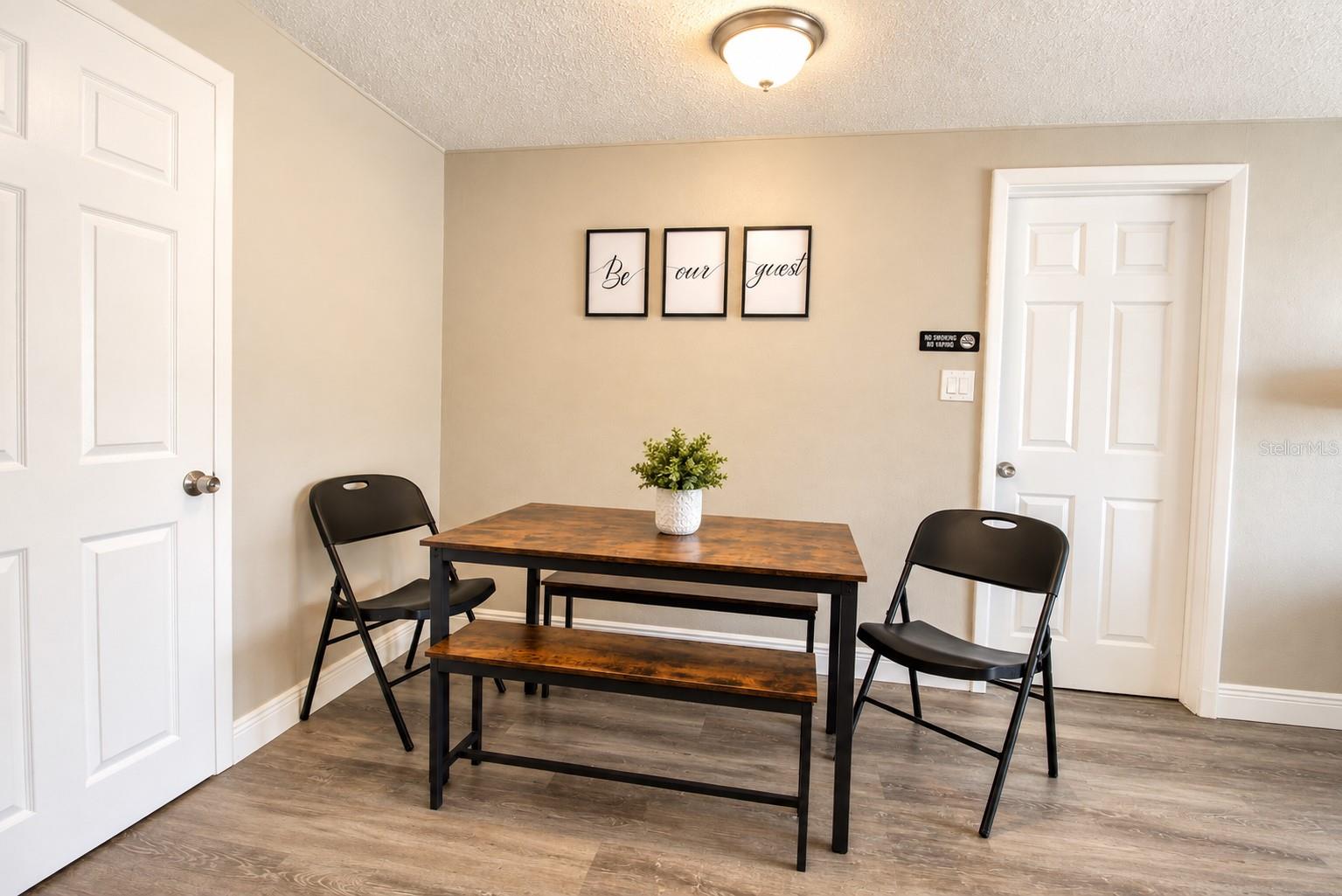 7310 IVANHOE DR — photo 12
