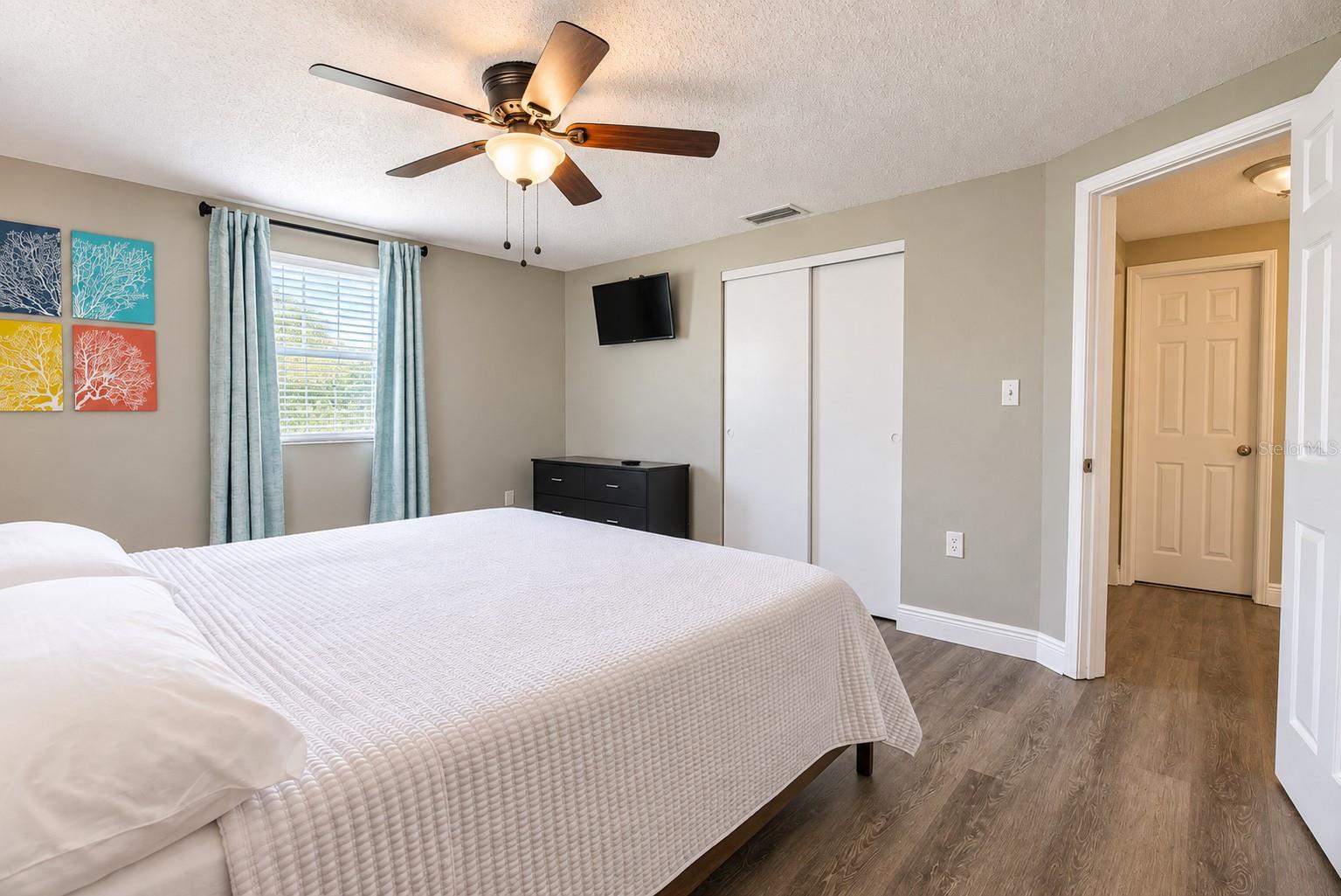 7310 IVANHOE DR — photo 14