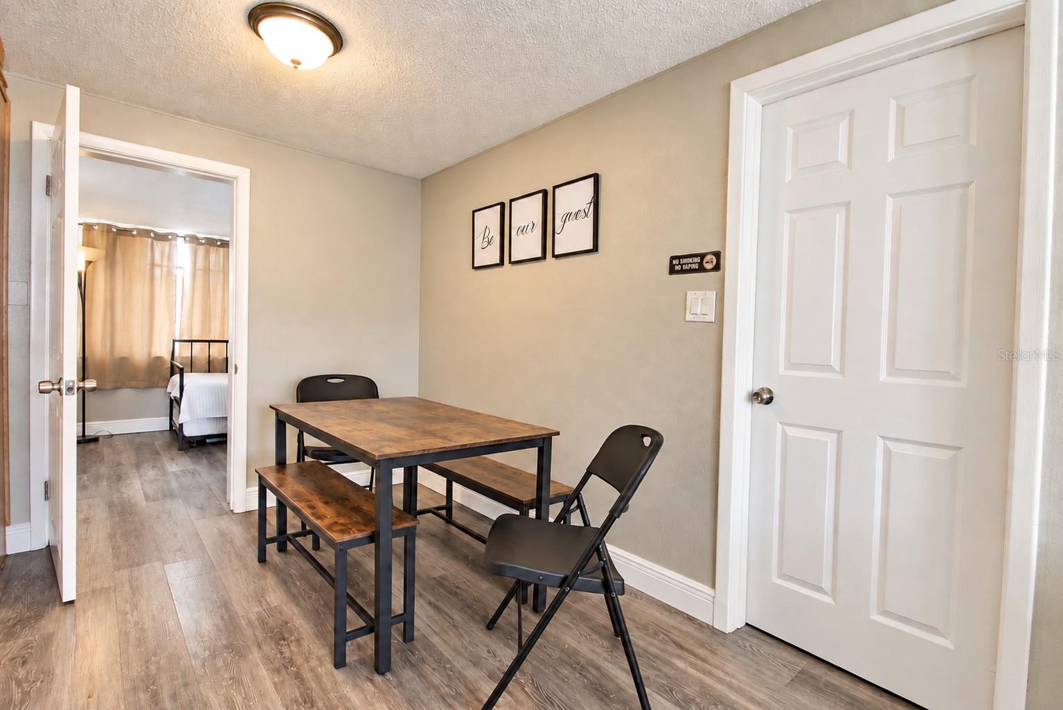 7310 IVANHOE DR — photo 11