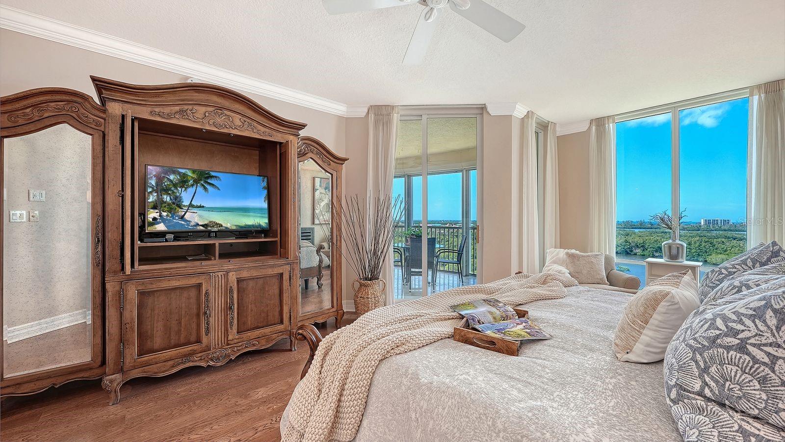 385 NORTH POINT RD #701 — photo 47