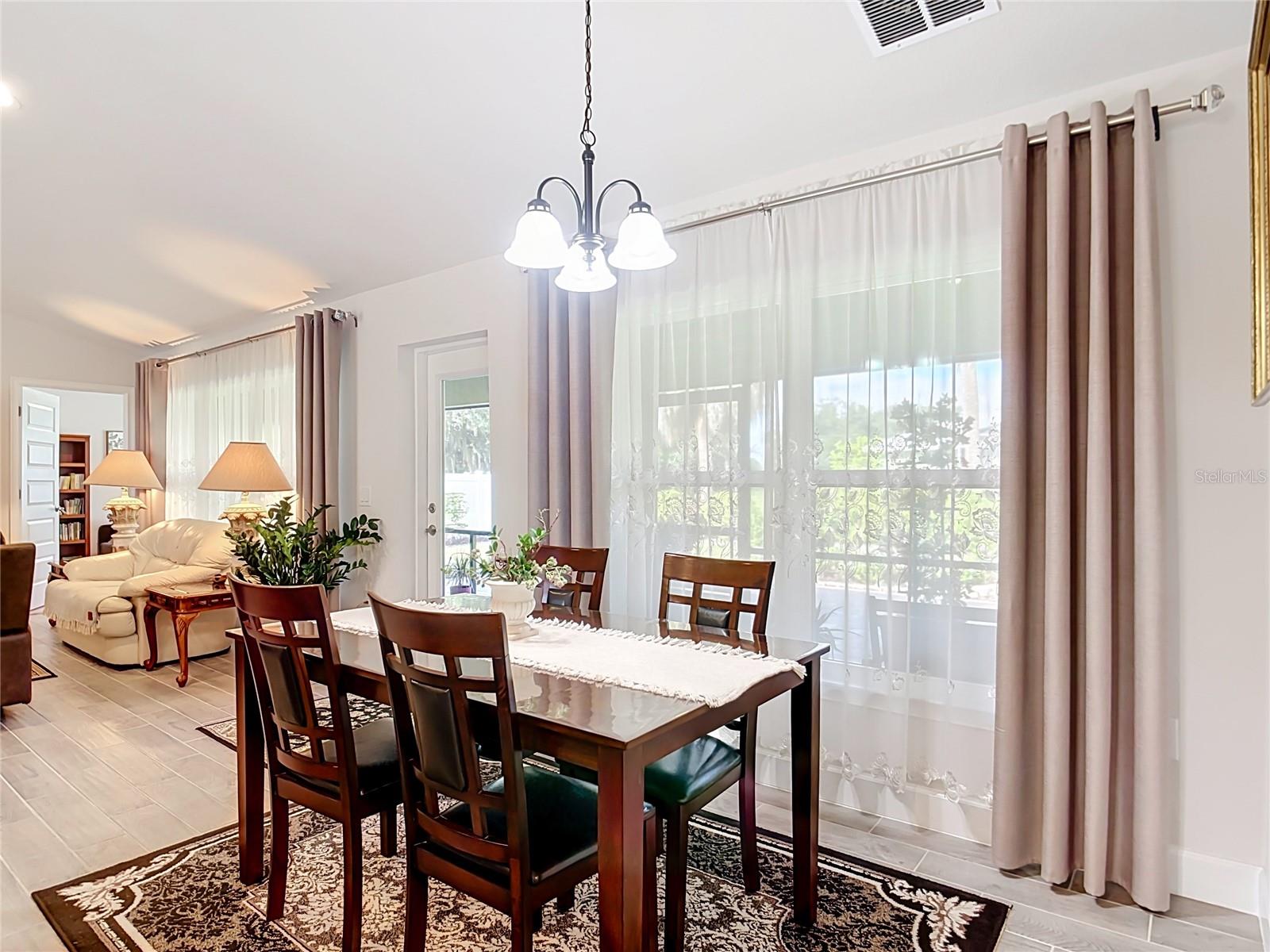 2461 S CRANBERRY BLVD — photo 30