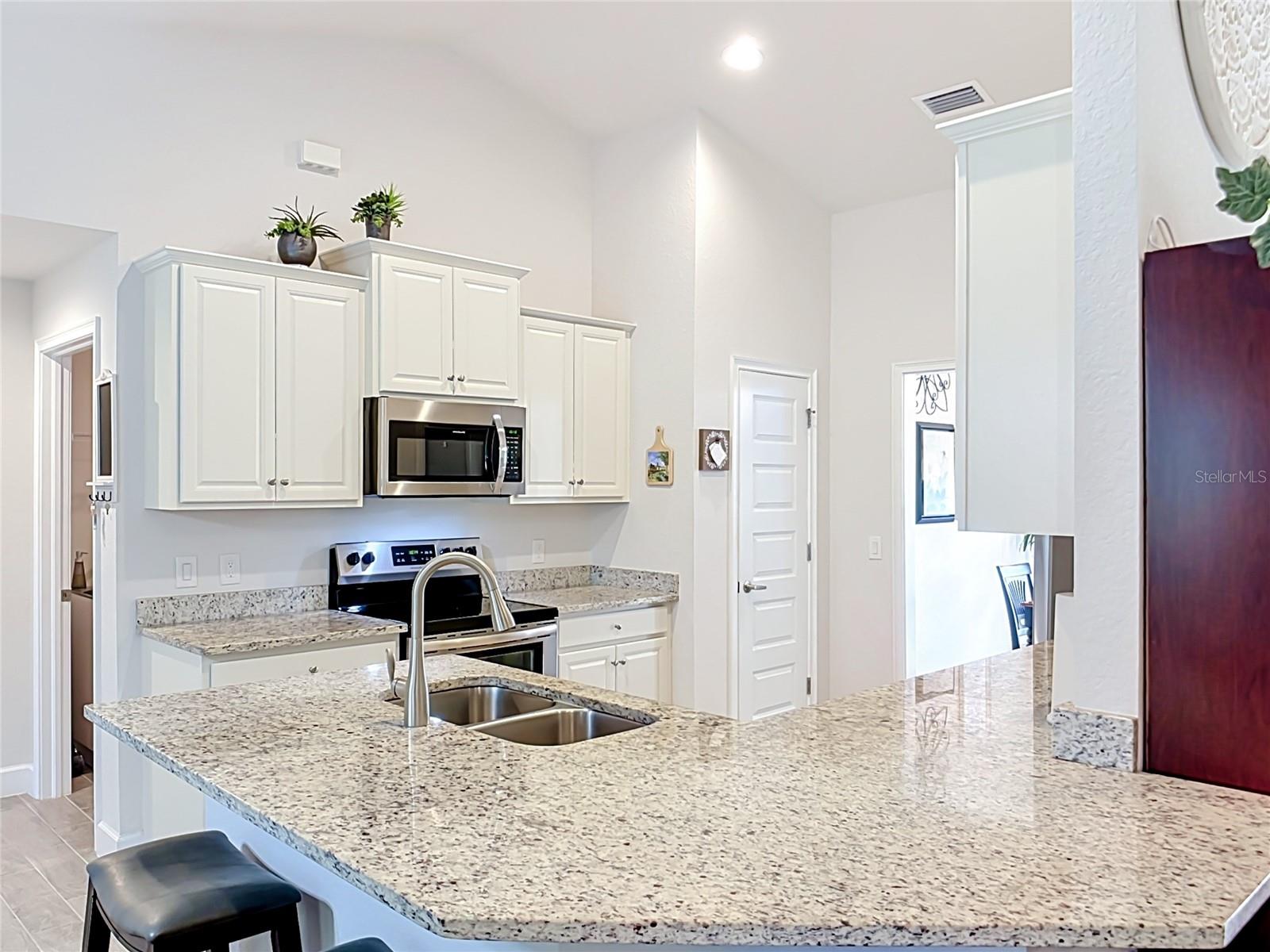 2461 S CRANBERRY BLVD — photo 16
