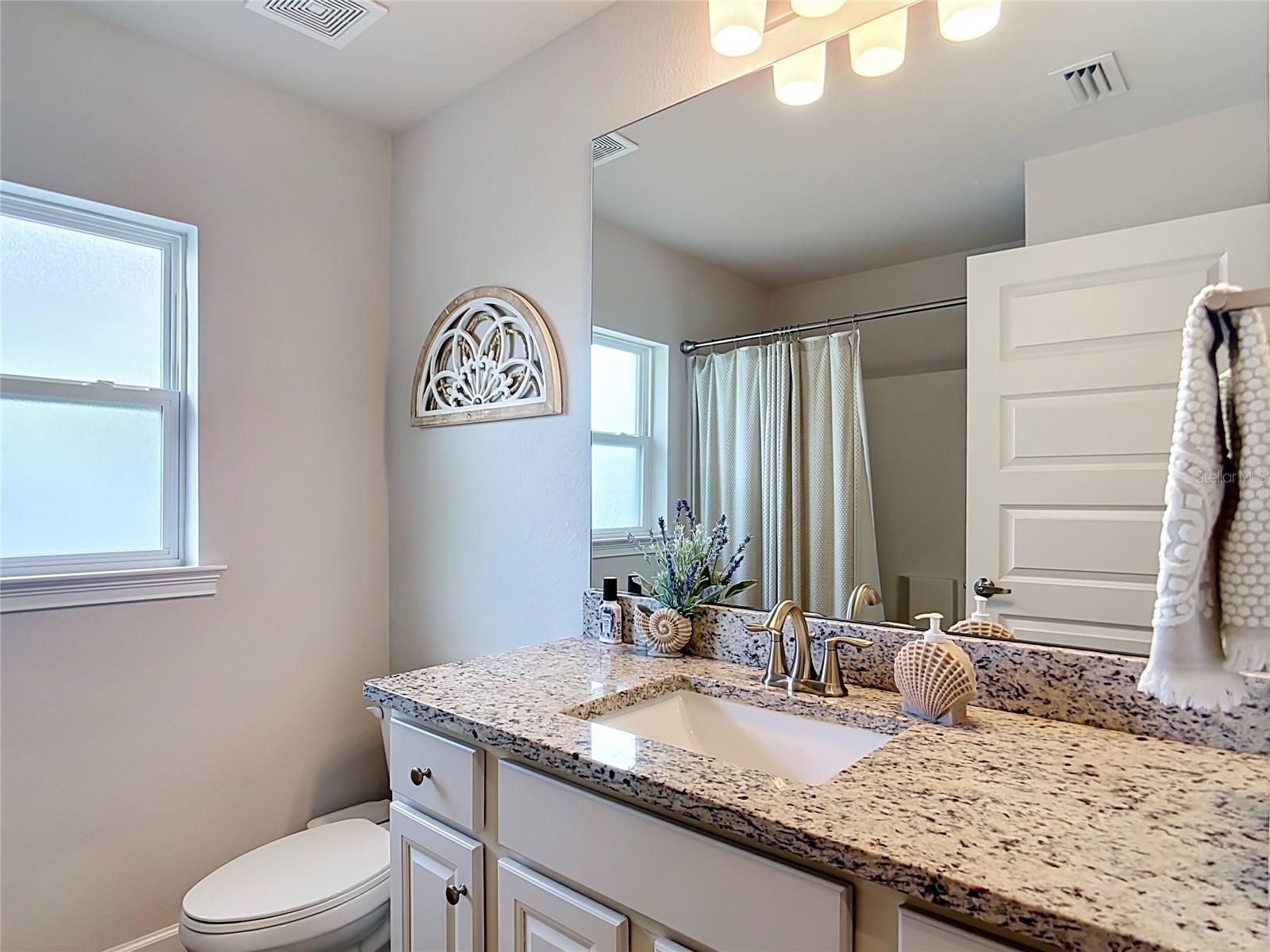 2461 S CRANBERRY BLVD — photo 44