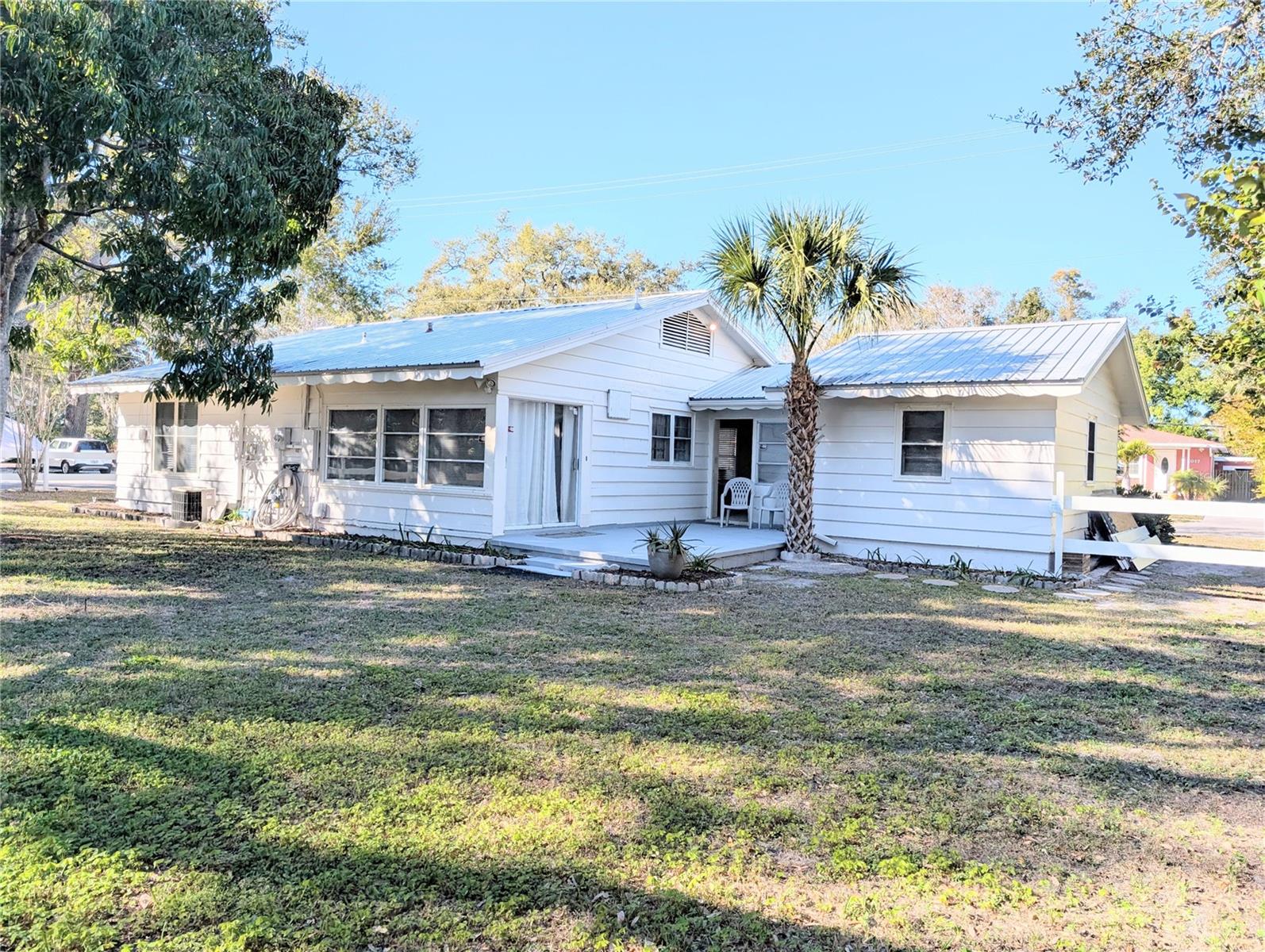 1010 INDIAN BEACH DR — photo 2