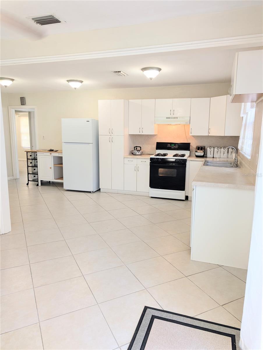 1010 INDIAN BEACH DR — photo 8