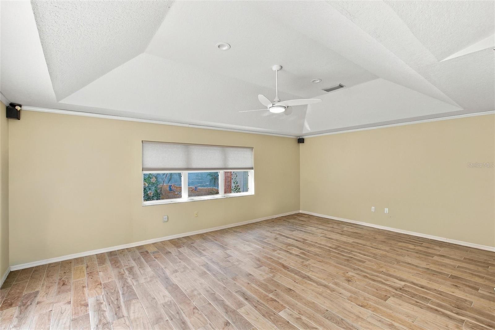 1225 OAK TREE LN — photo 43