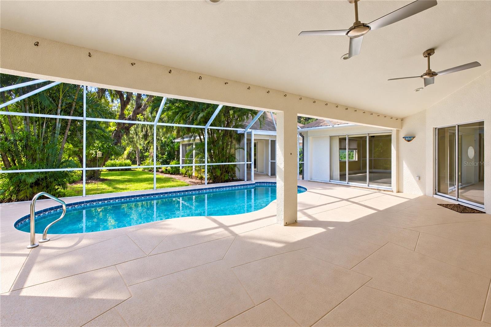 1225 OAK TREE LN — photo 14