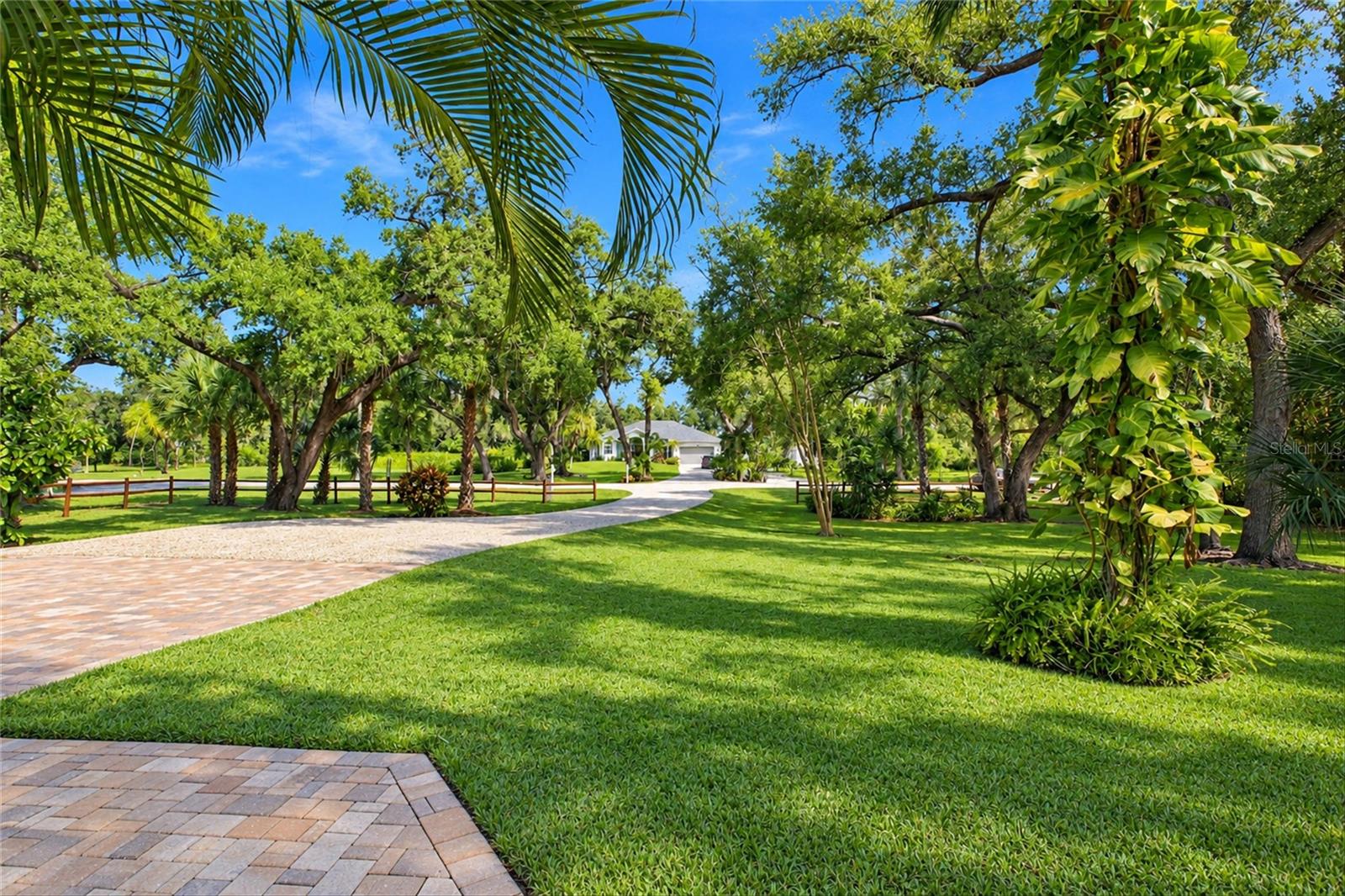 1225 OAK TREE LN — photo 64