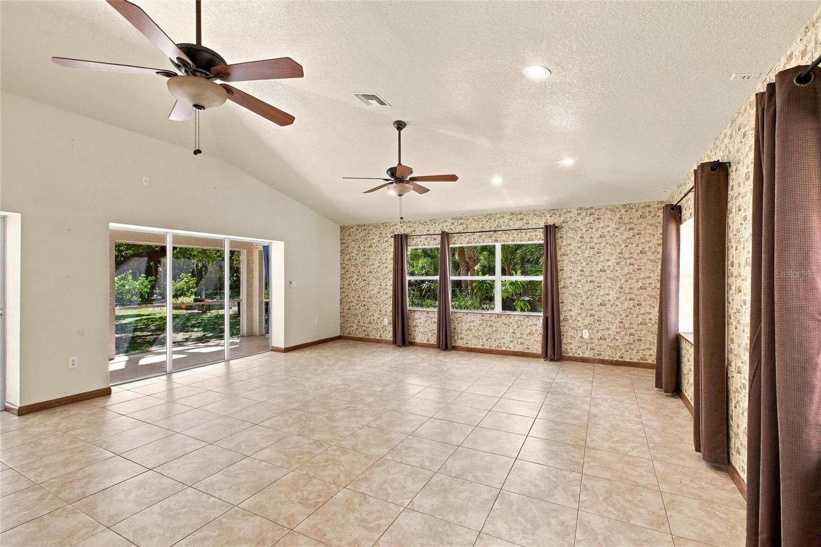 1225 OAK TREE LN — photo 39