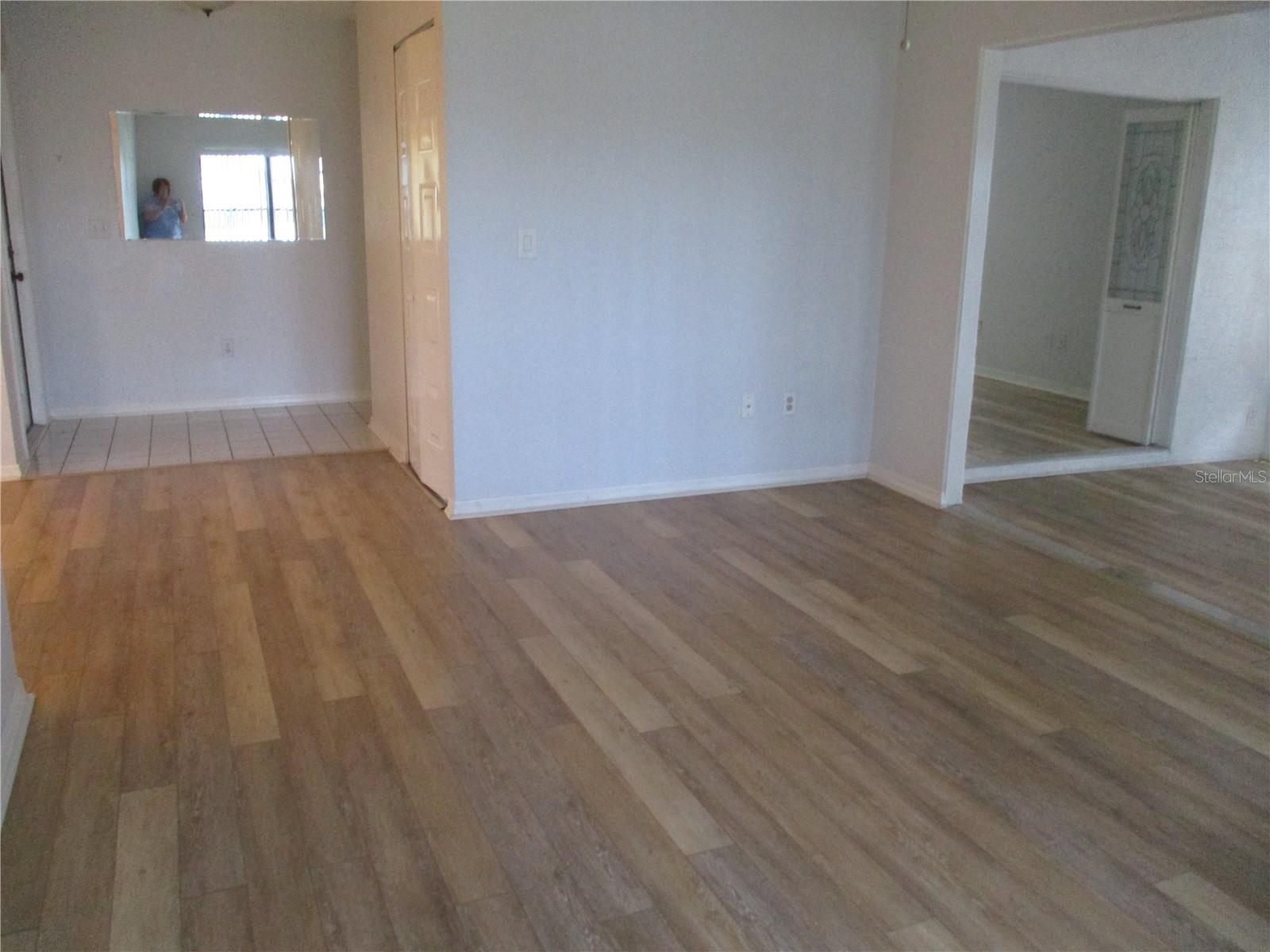 1703 AURA CT — photo 3